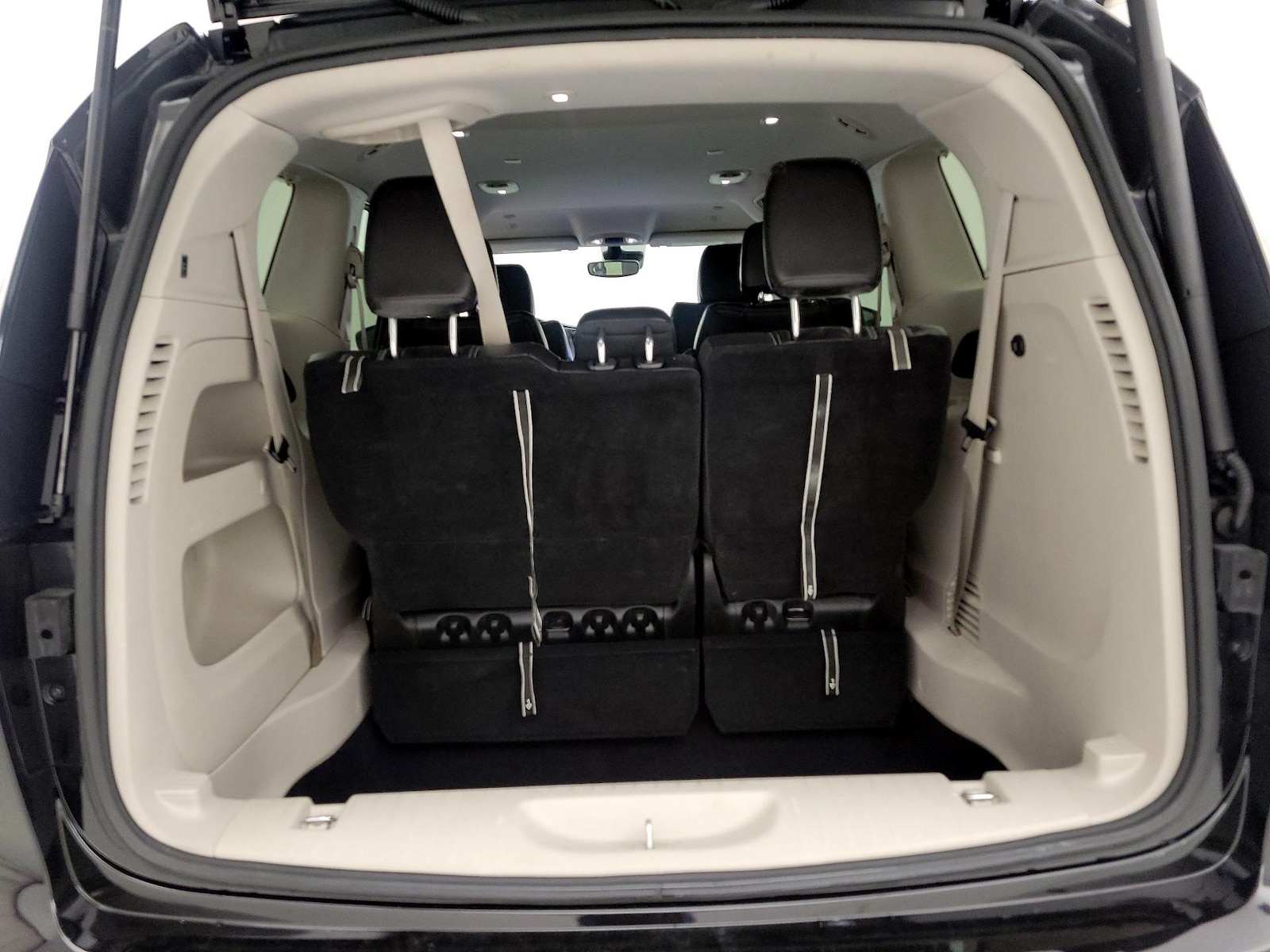 2023 Chrysler Pacifica Touring L - Photo 22