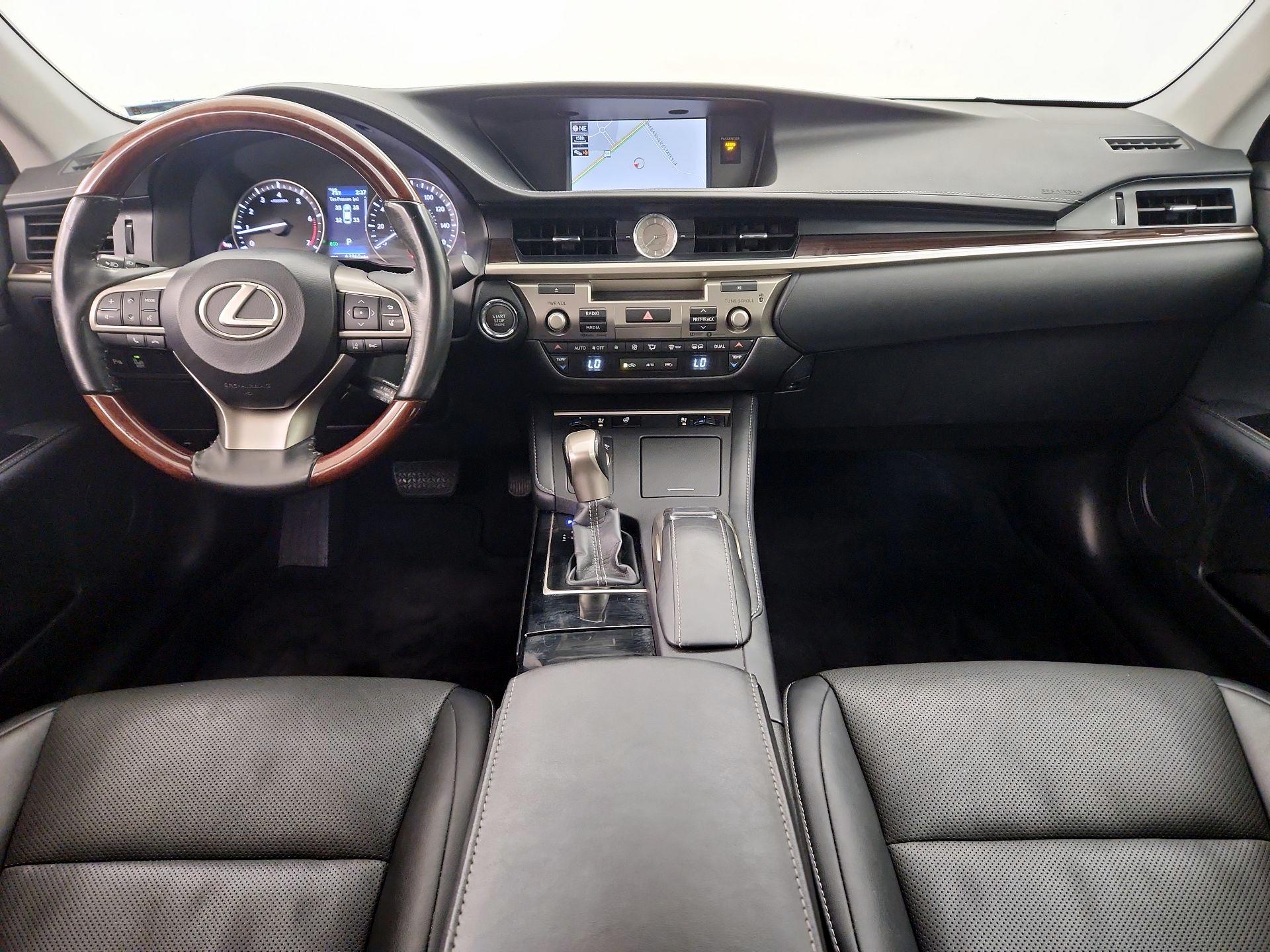 Thumbnail: 2018 Lexus ES - 9