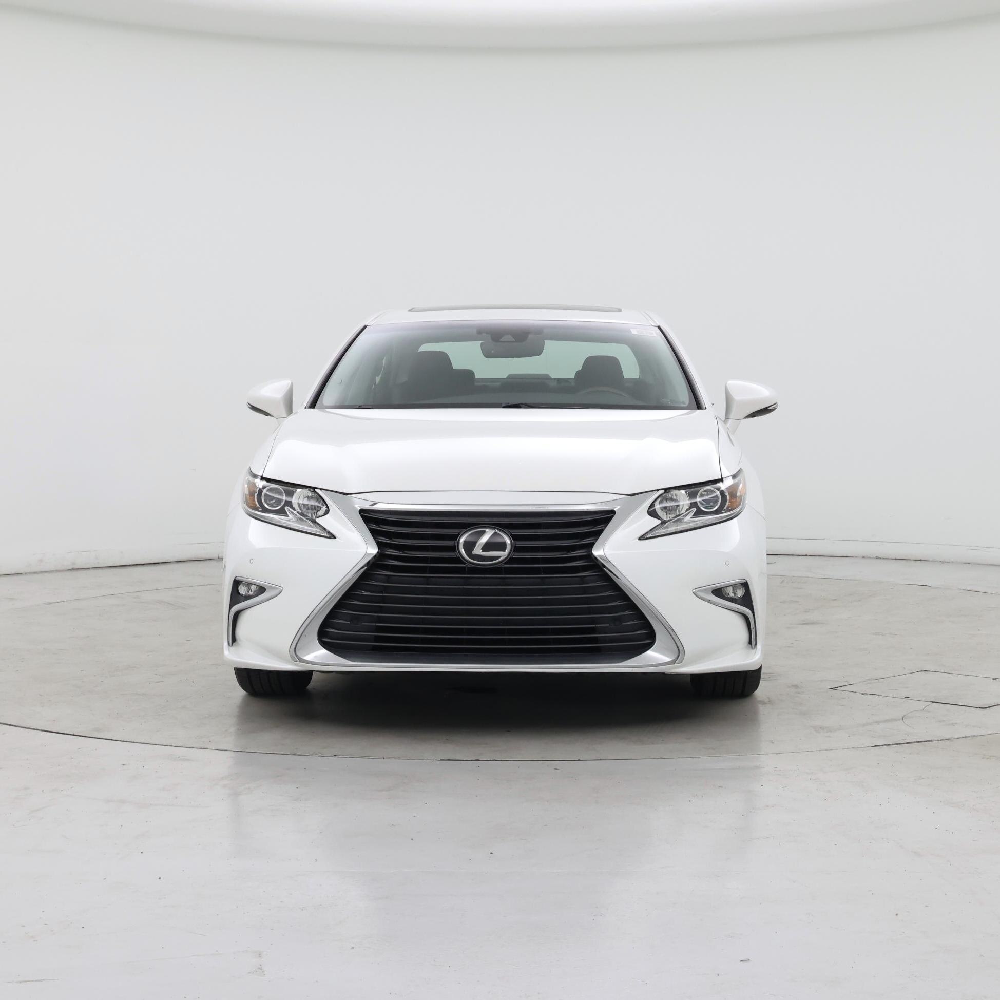 Thumbnail: 2018 Lexus ES - 5