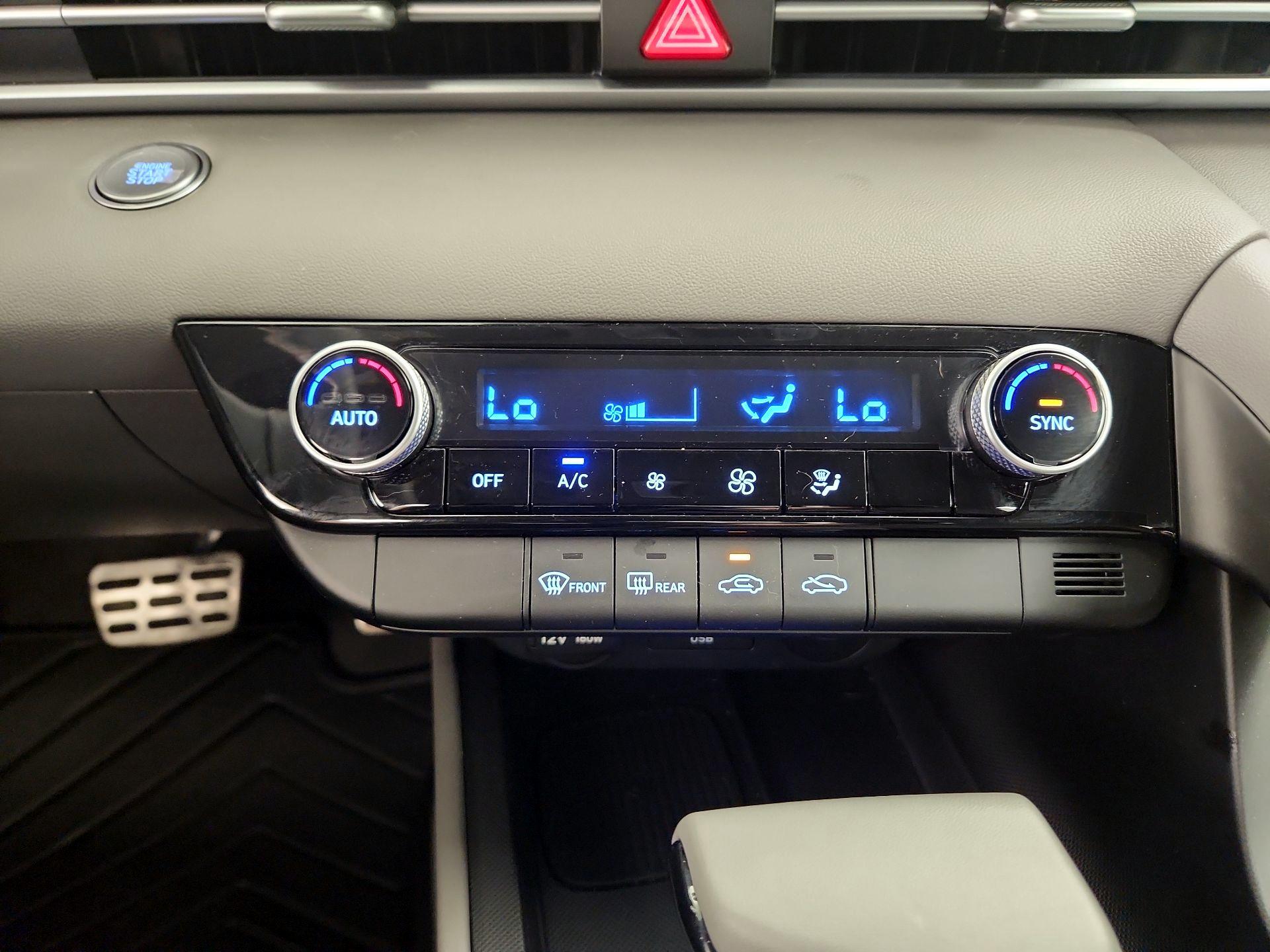Thumbnail: 2025 Hyundai Elantra - 16