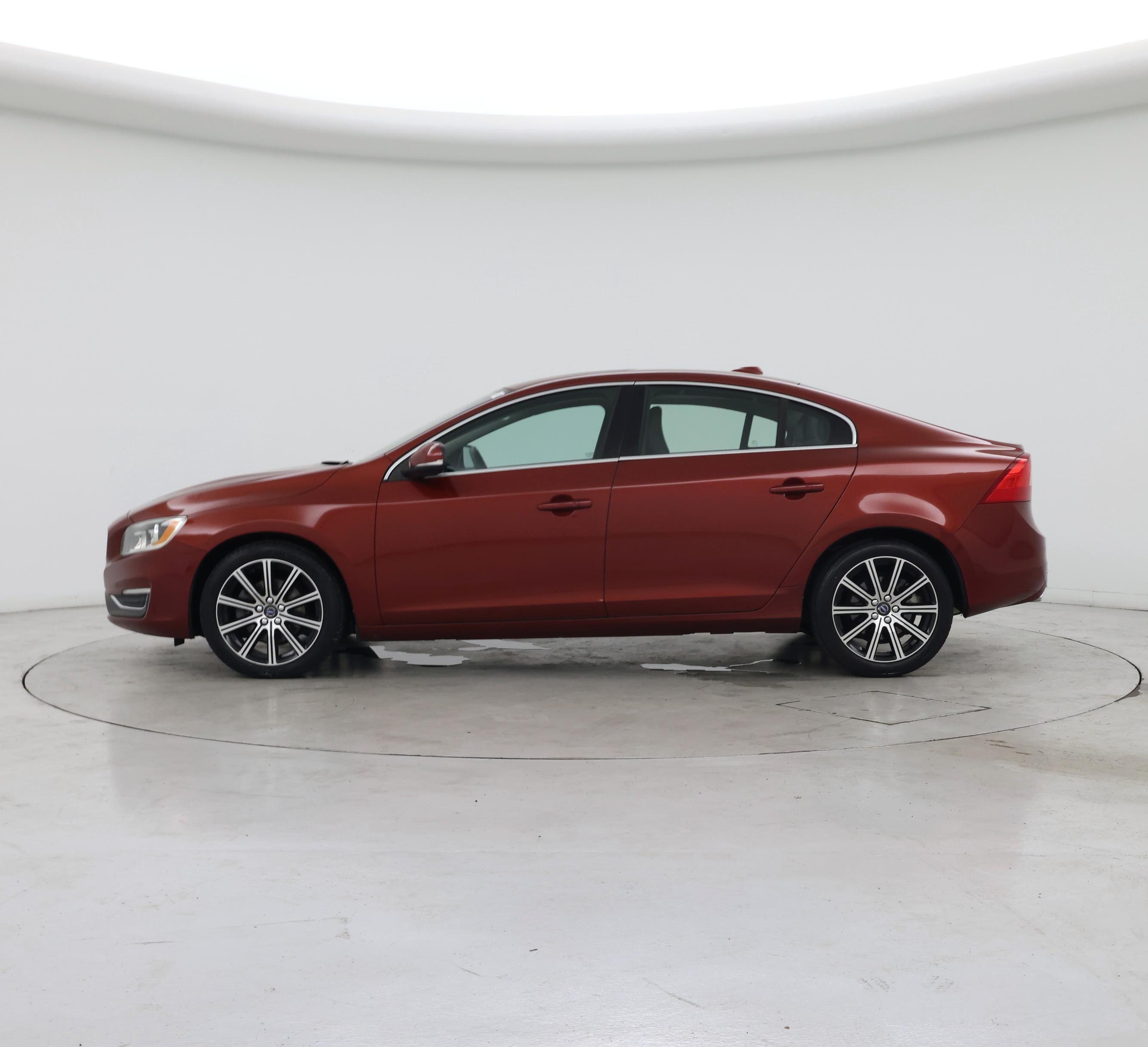 Thumbnail: 2016 Volvo S60 - 3