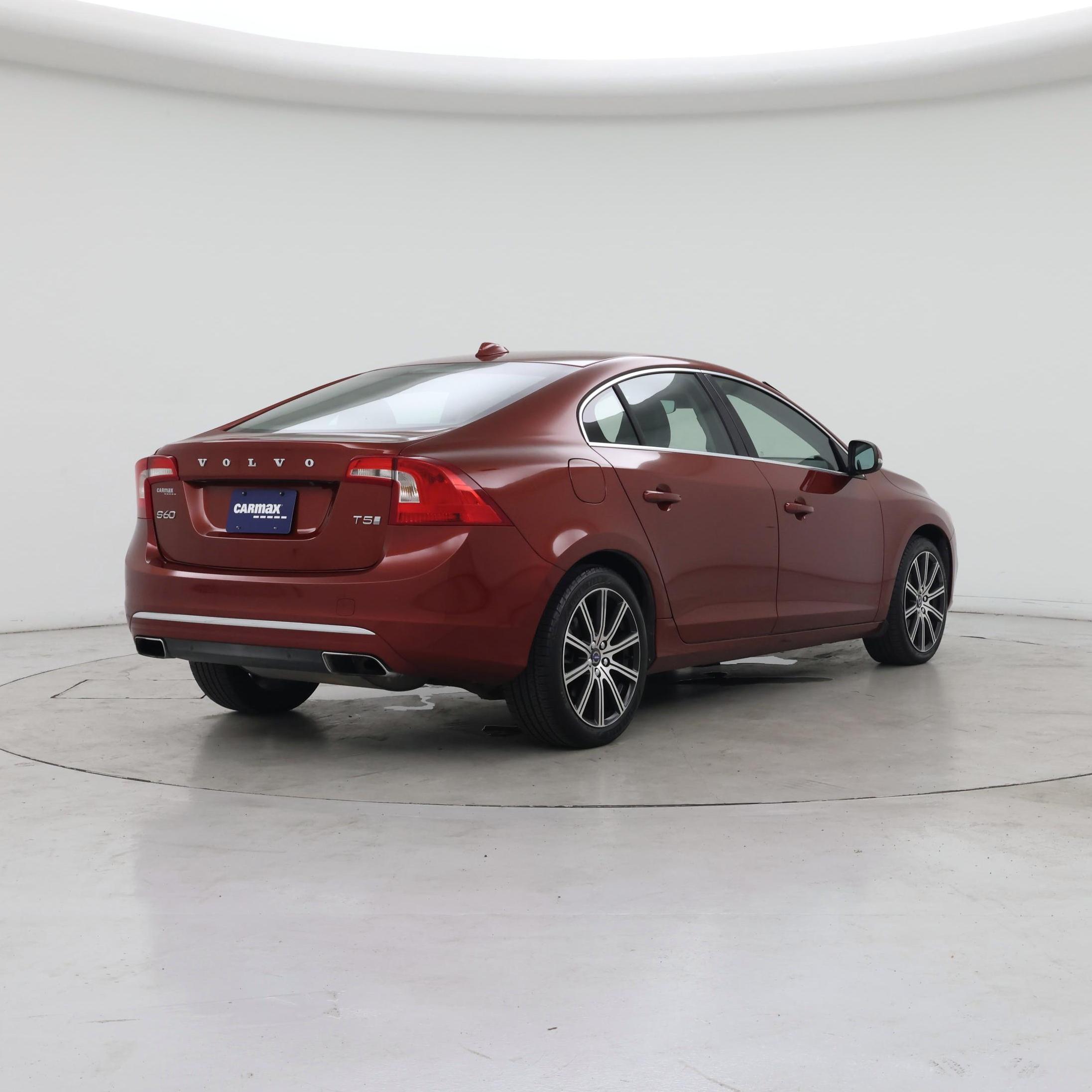 Thumbnail: 2016 Volvo S60 - 8