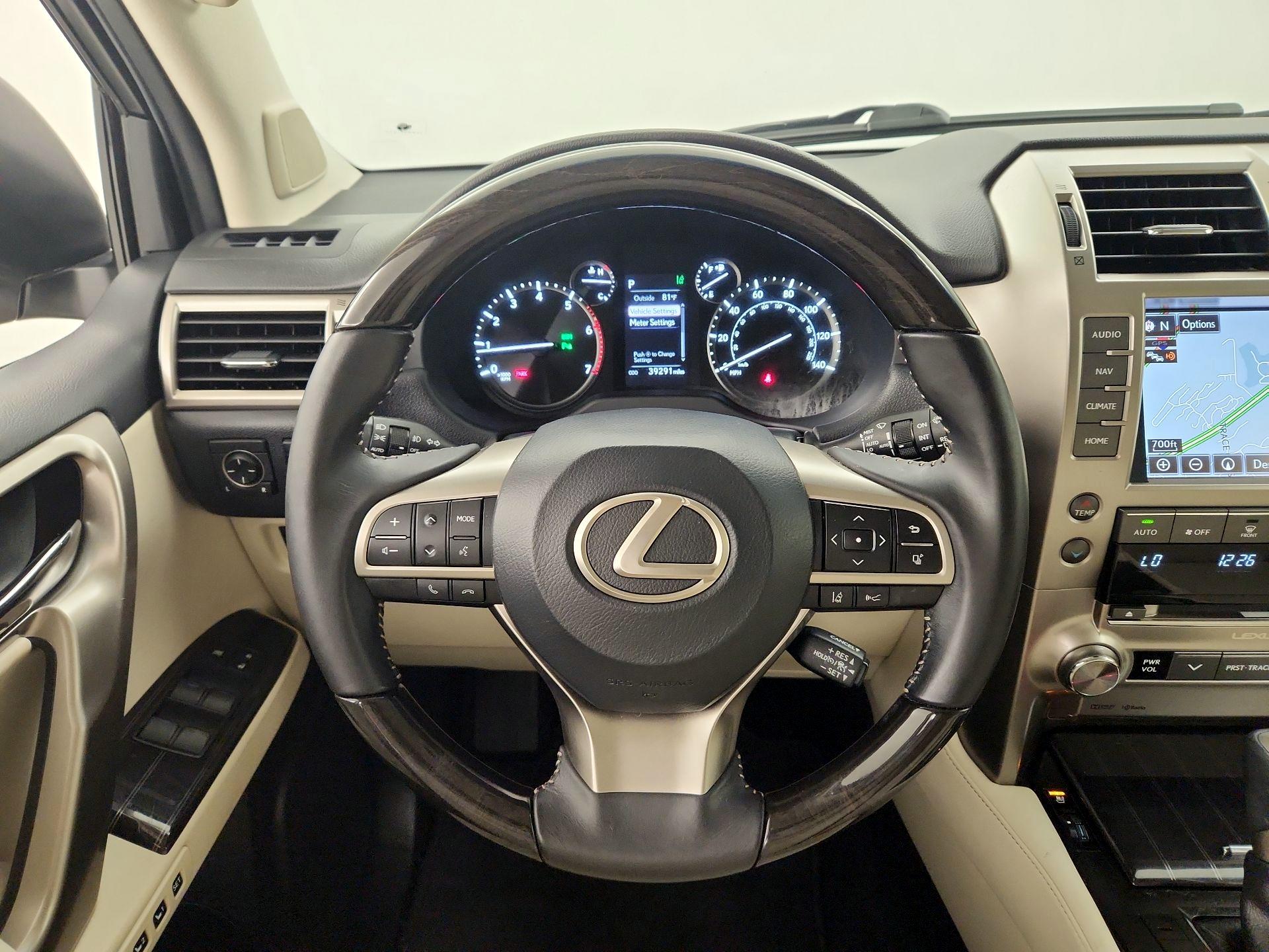 Thumbnail: 2020 Lexus GX - 10