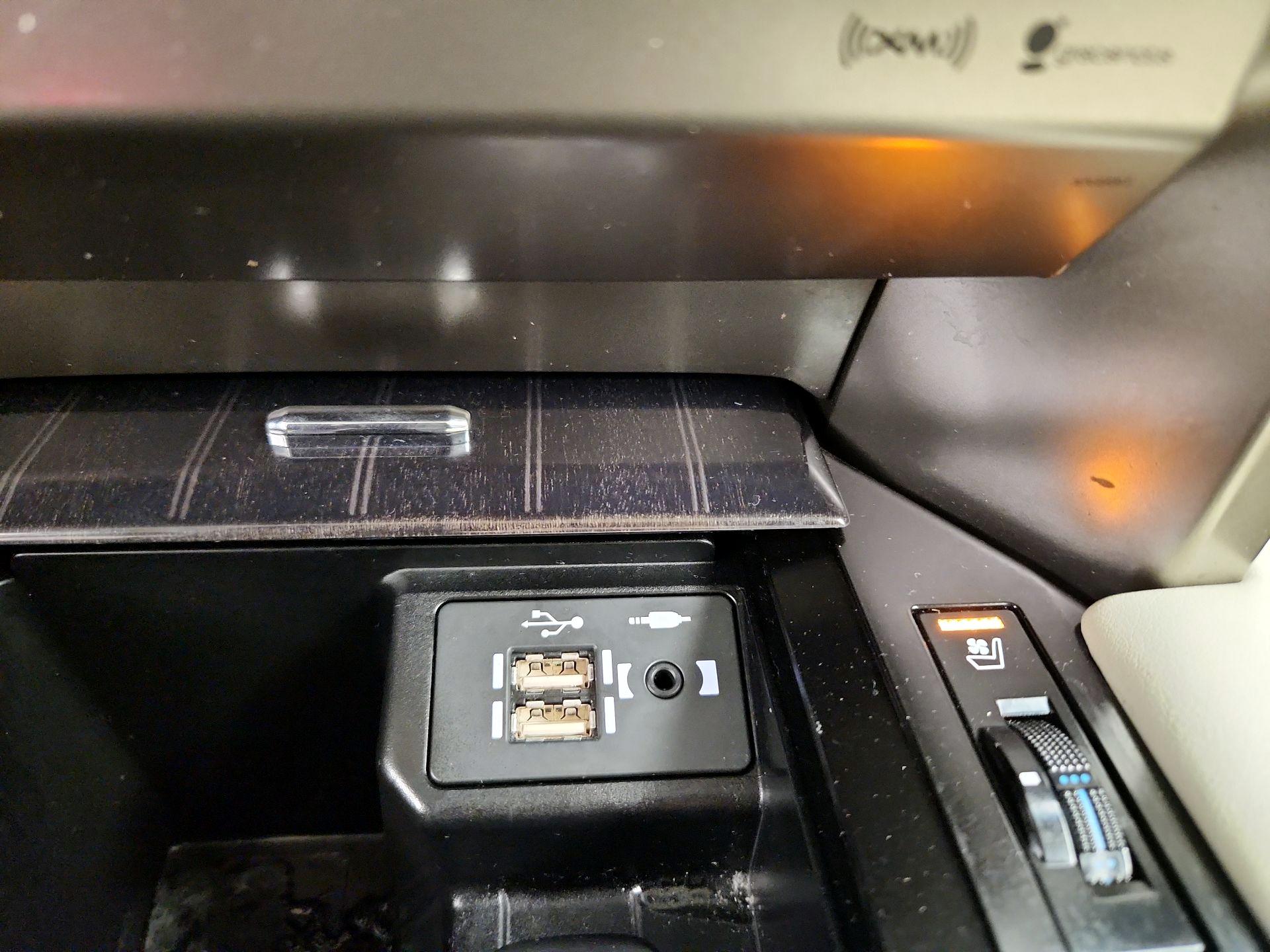 Thumbnail: 2020 Lexus GX - 19
