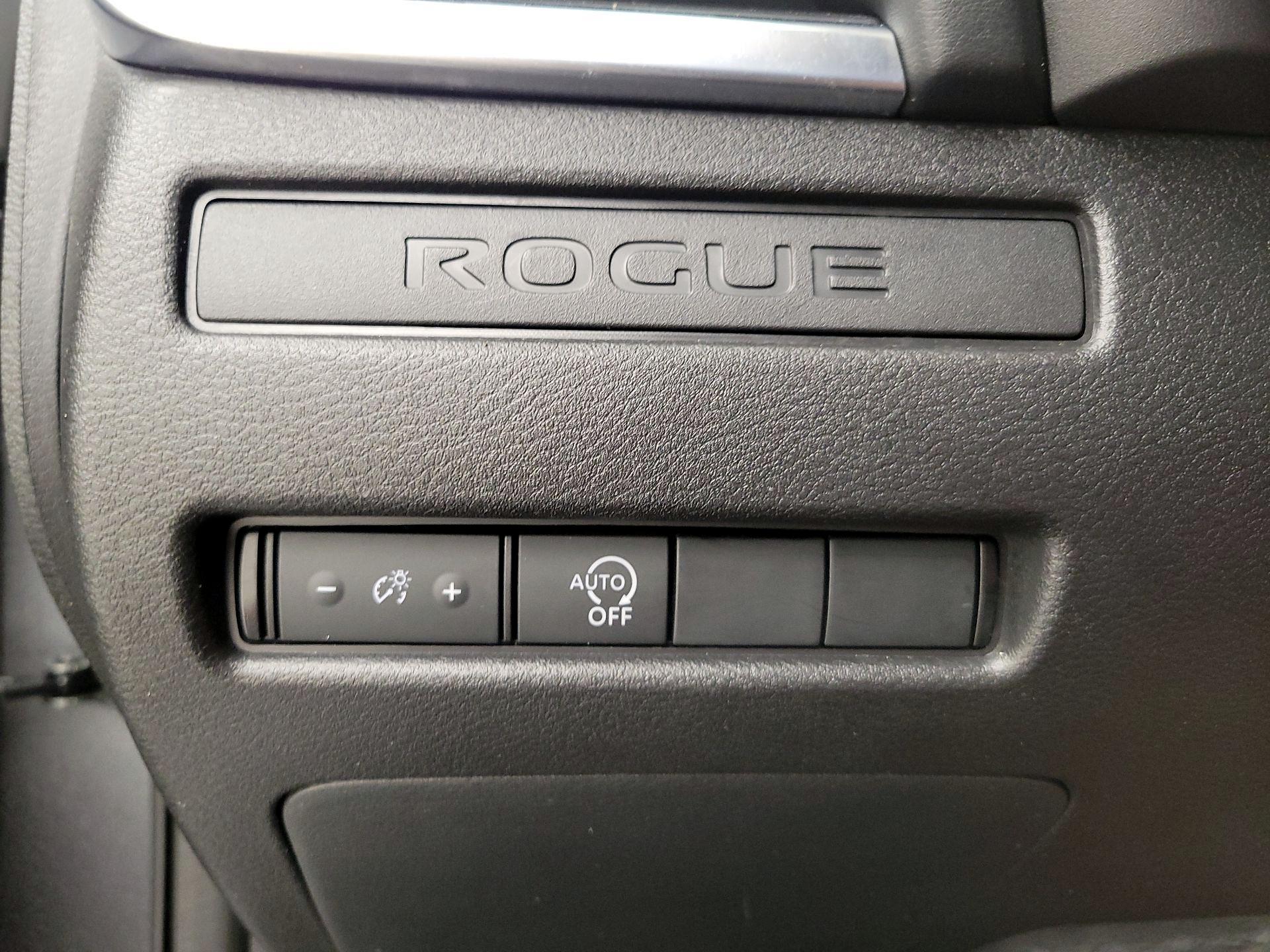 Thumbnail: 2023 Nissan Rogue - 13