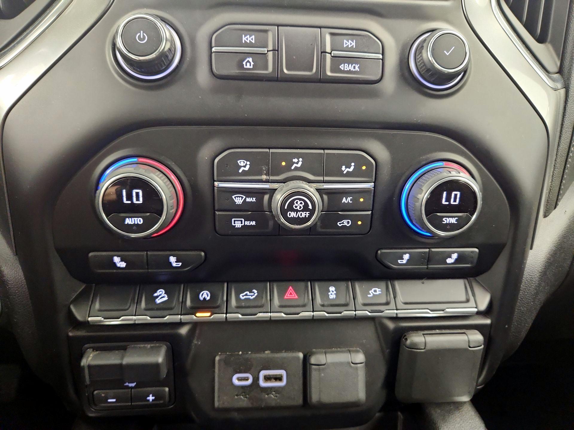 Thumbnail: 2021 Chevrolet Silverado 1500 - 16