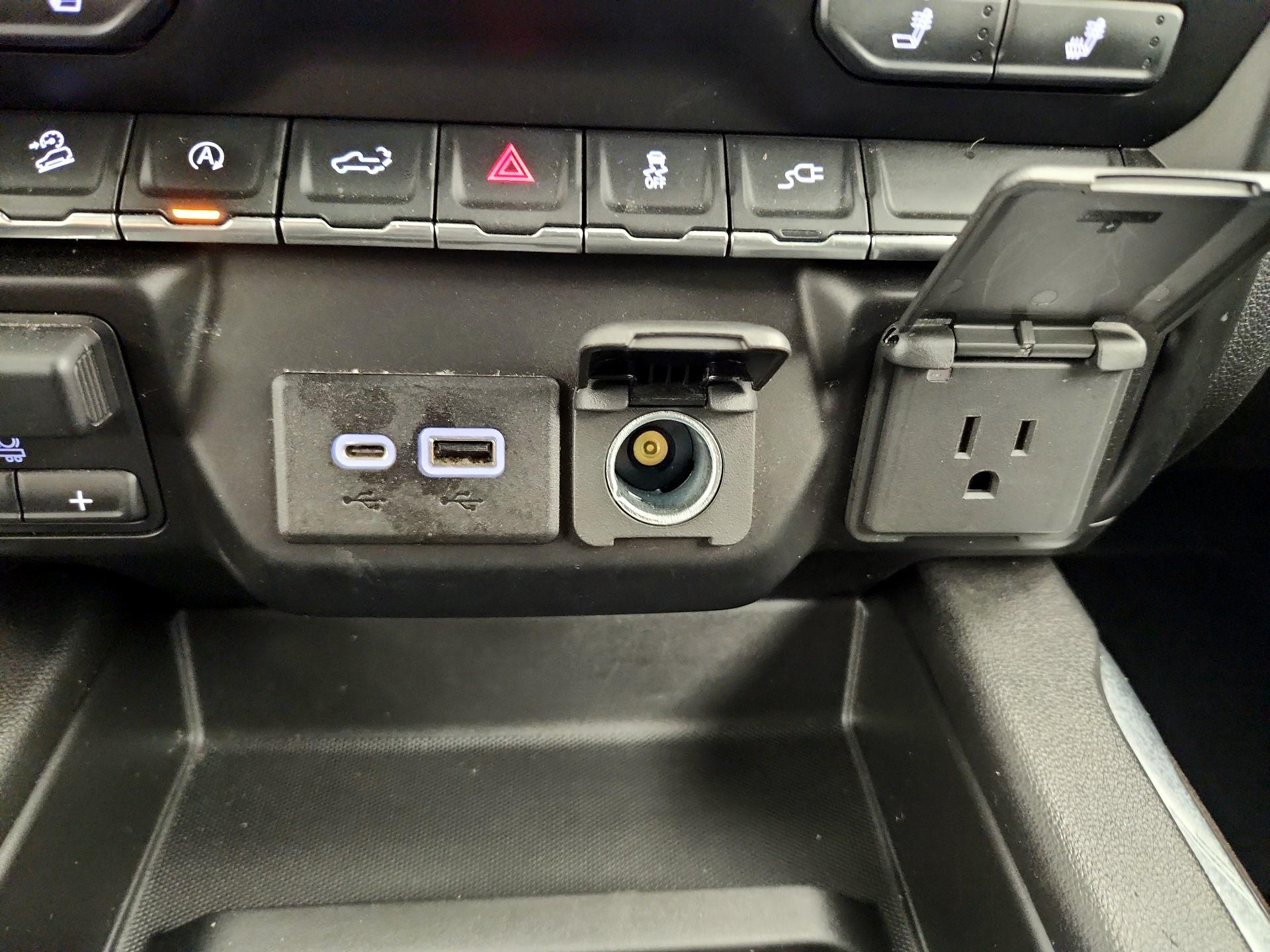 Thumbnail: 2021 Chevrolet Silverado 1500 - 18