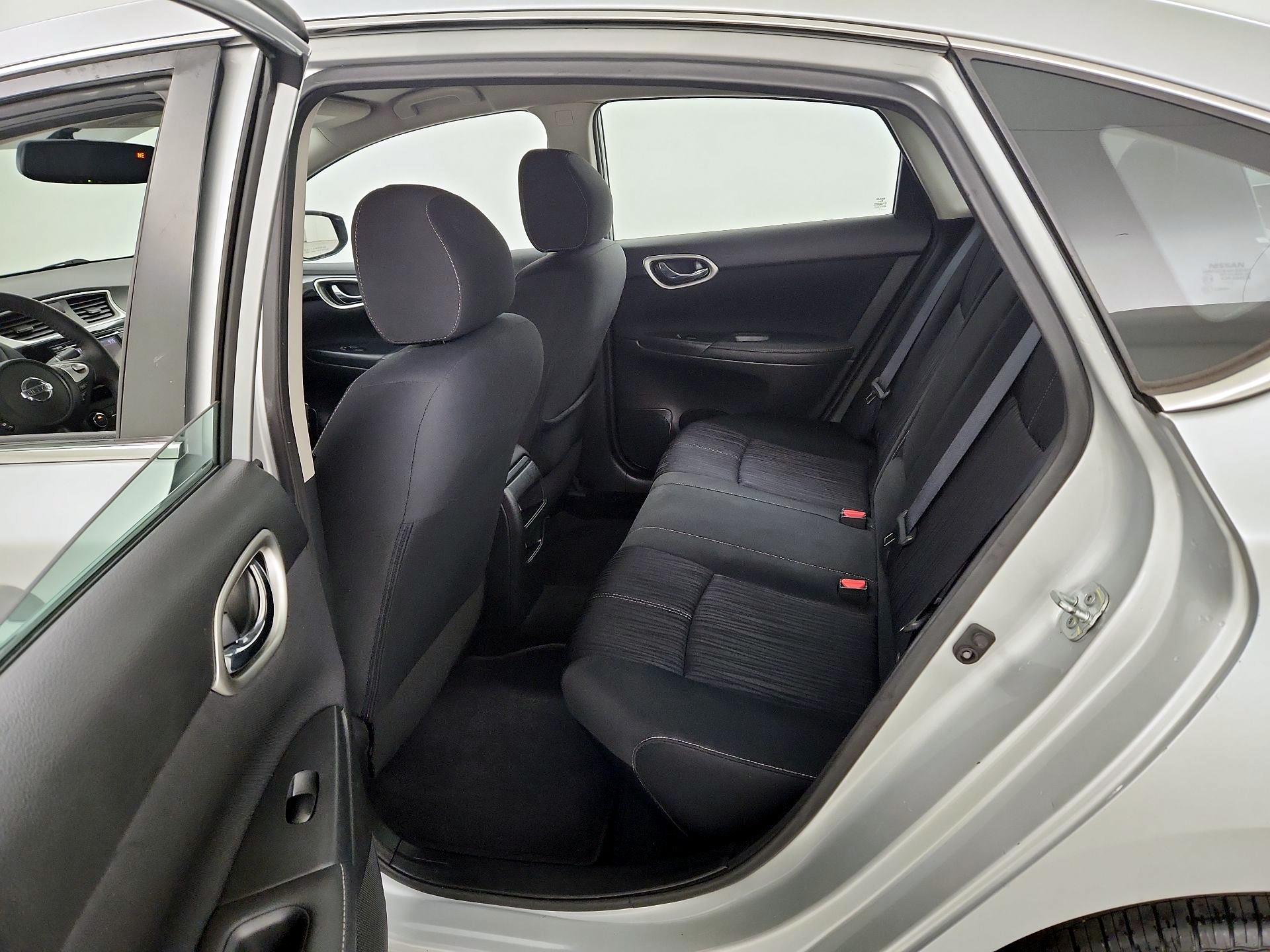 Thumbnail: 2017 Nissan Sentra - 19