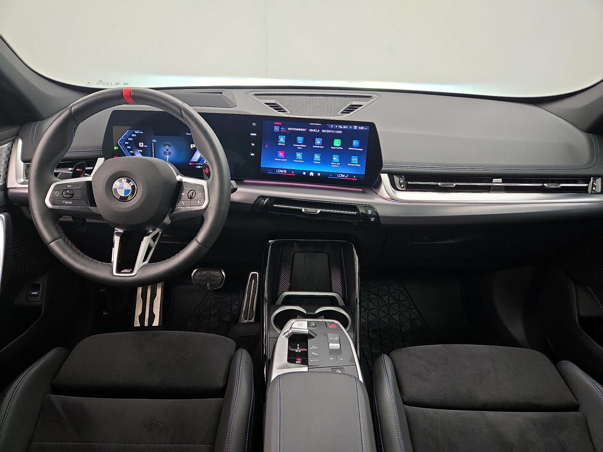Thumbnail: 2025 BMW X1 - 9