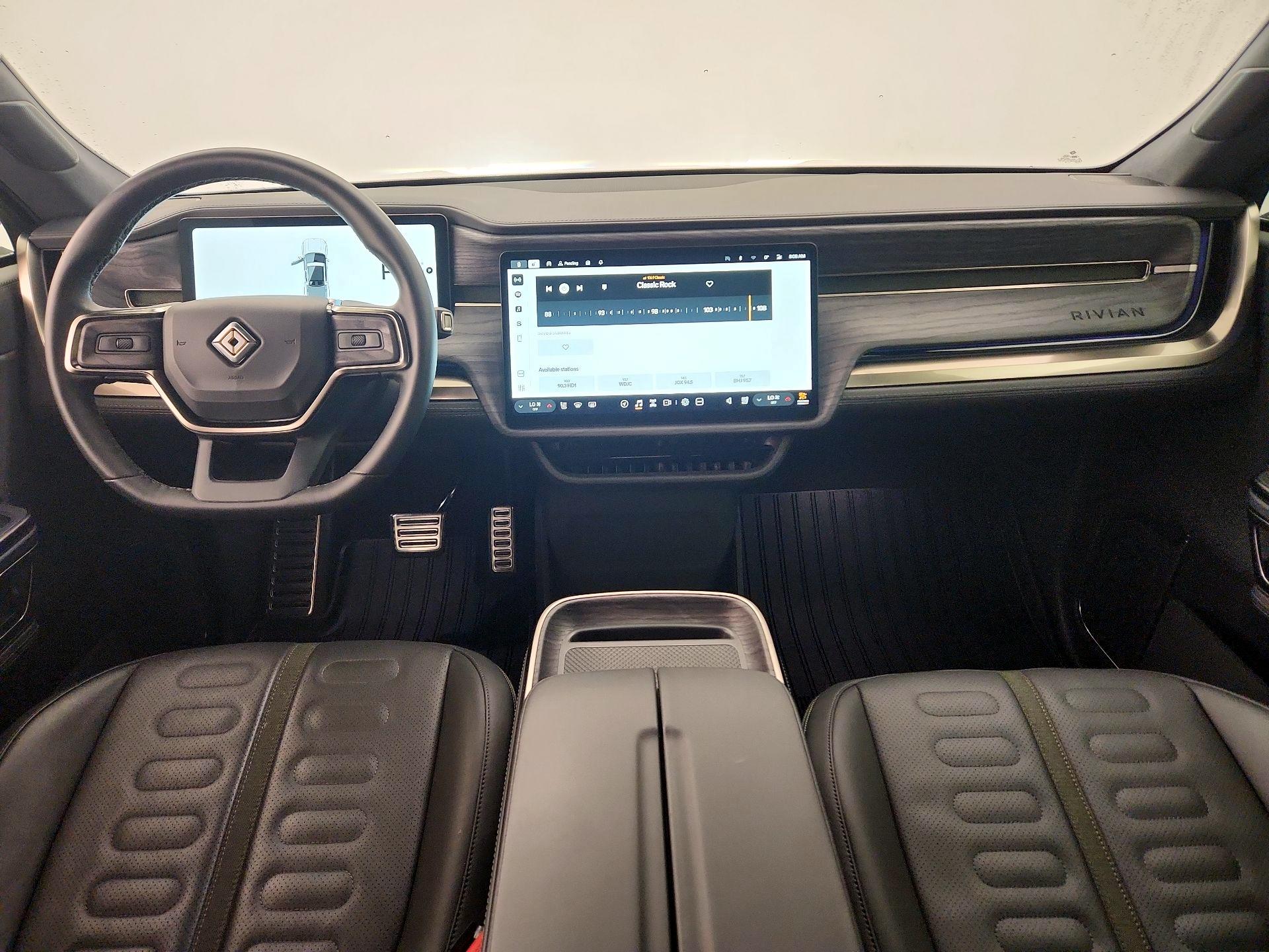 Thumbnail: 2022 Rivian R1T - 9