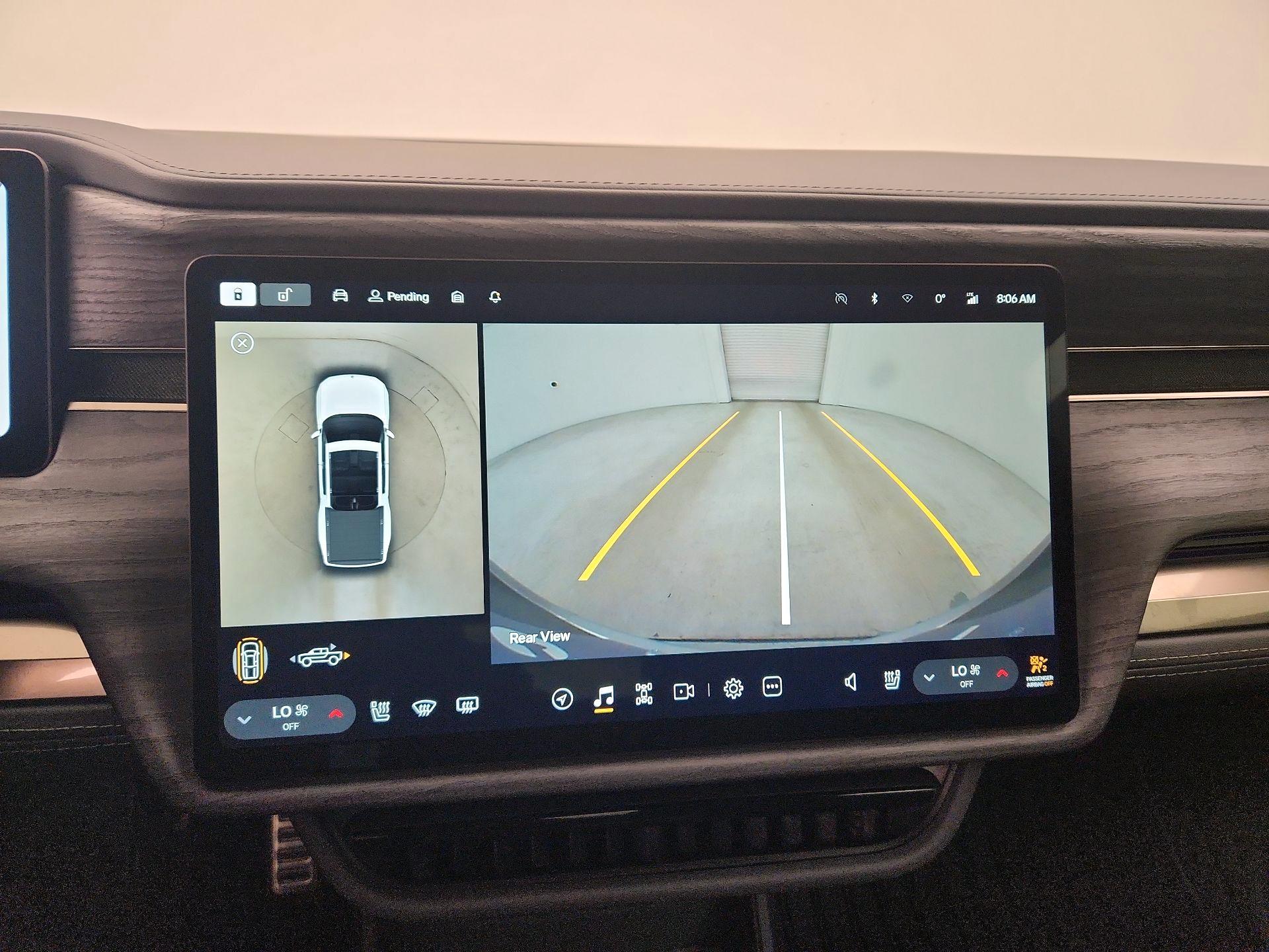 Thumbnail: 2022 Rivian R1T - 13
