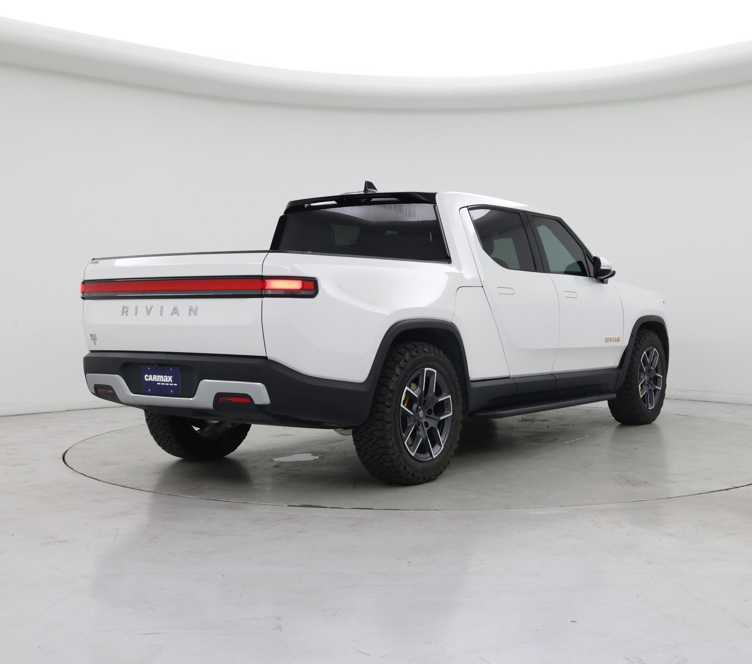 Thumbnail: 2022 Rivian R1T - 8