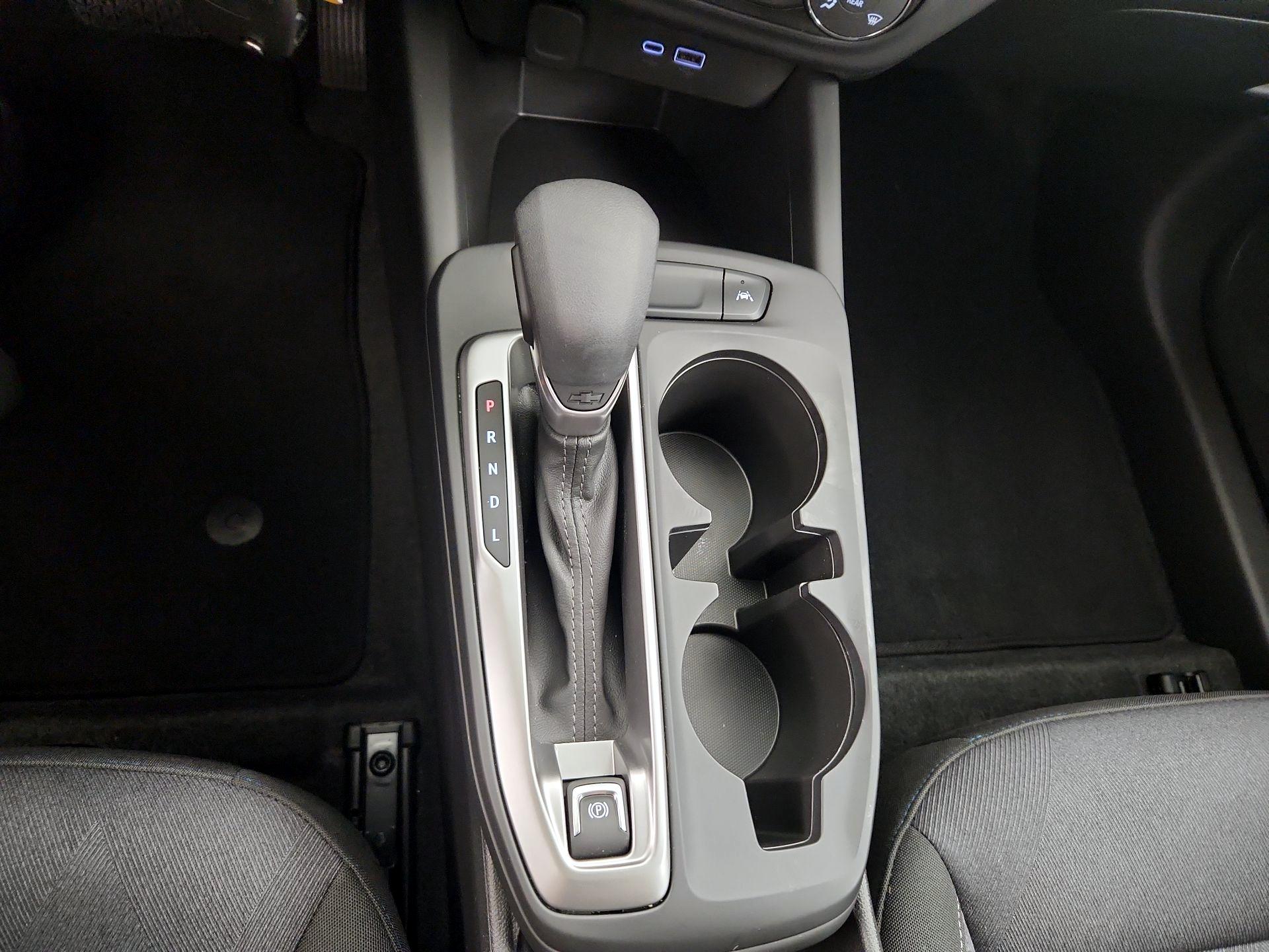 Thumbnail: 2025 Chevrolet Trax - 17
