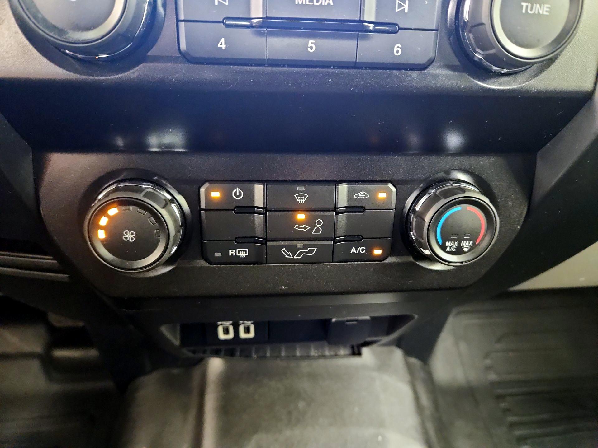 Thumbnail: 2019 Ford F-150 - 16