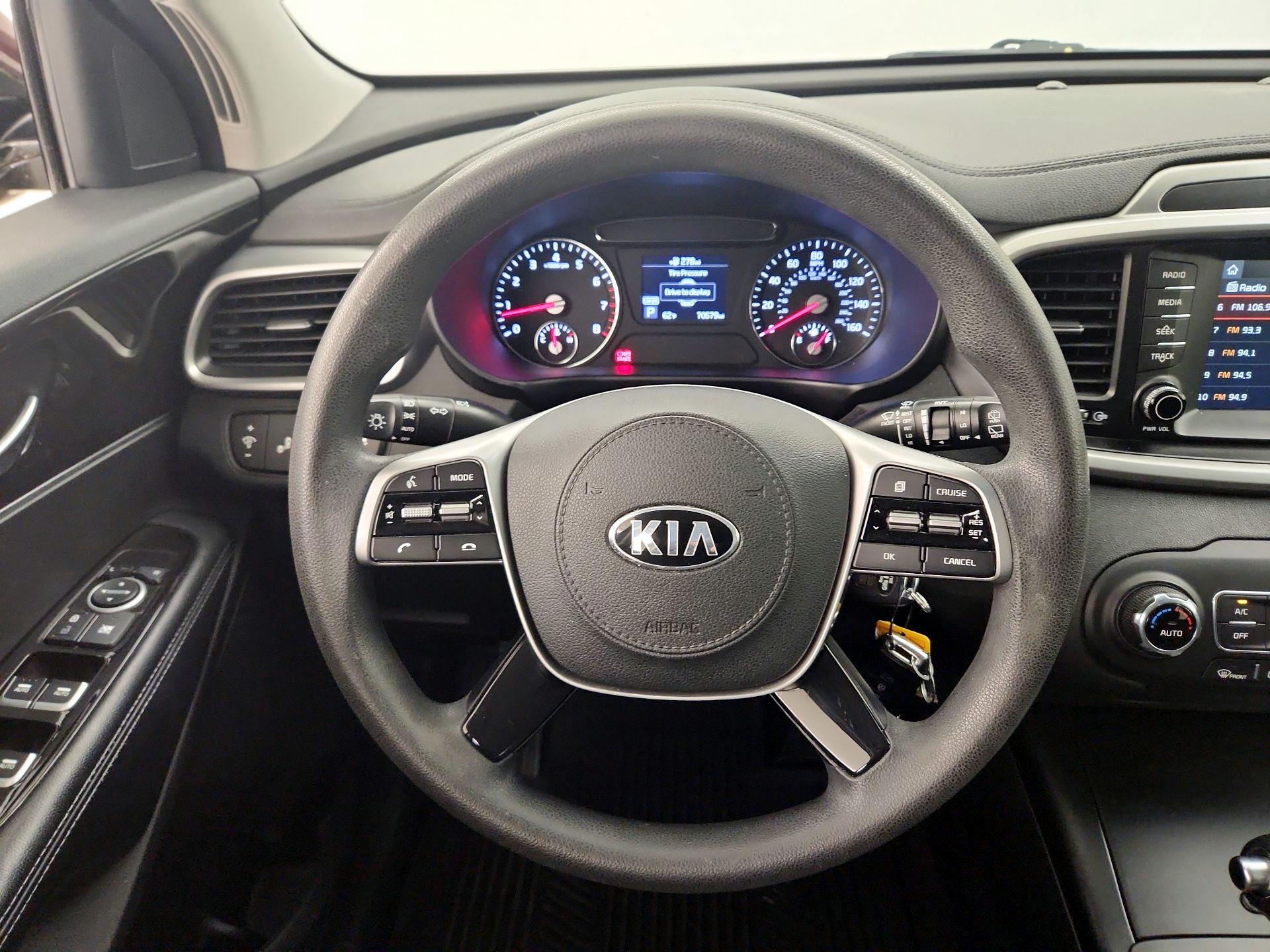 Thumbnail: 2019 Kia Sorento - 10