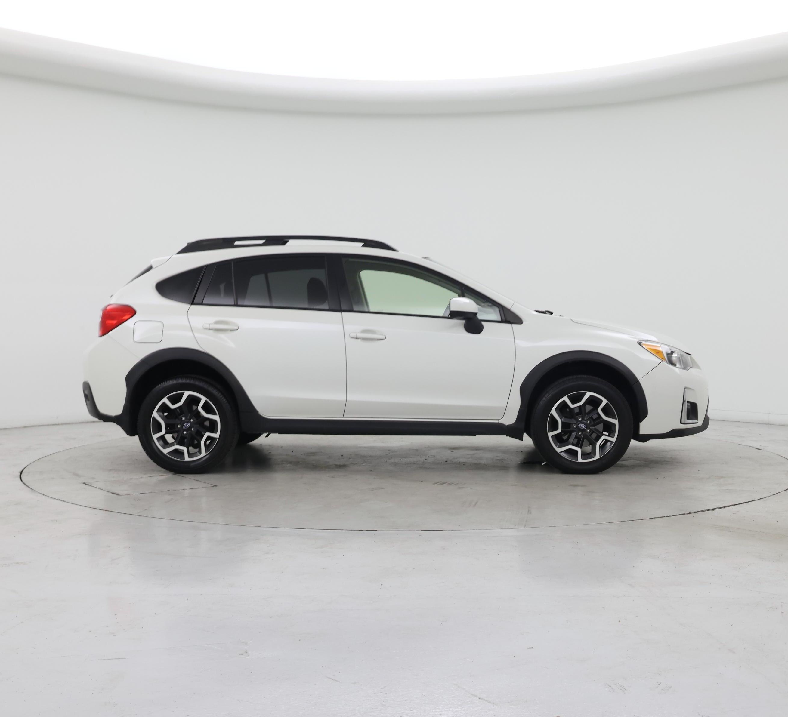 Thumbnail: 2017 Subaru Crosstrek - 7