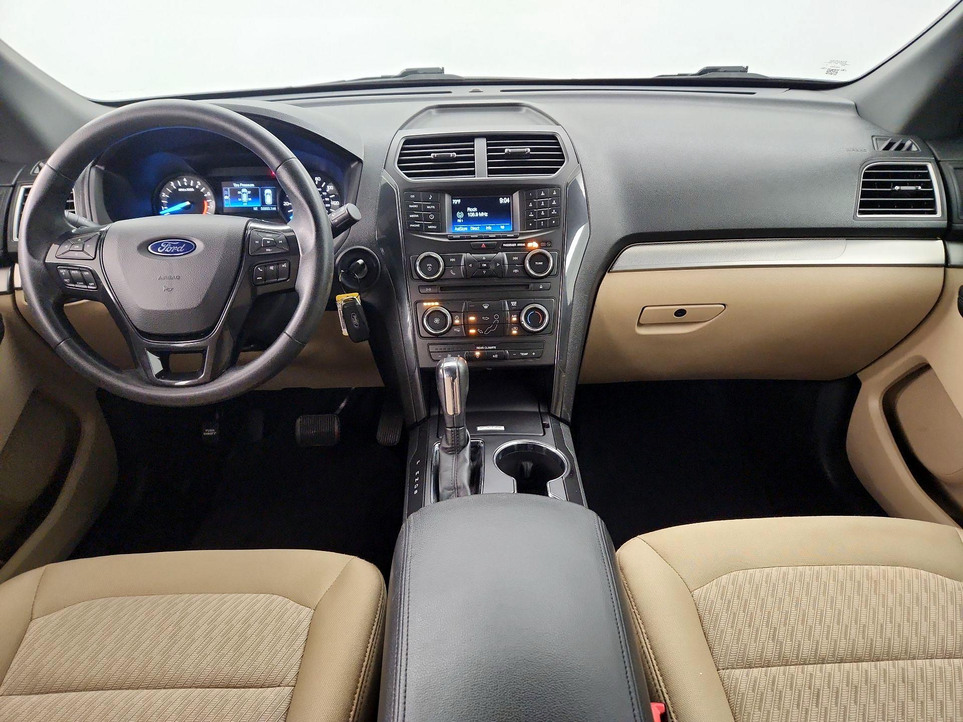 Thumbnail: 2017 Ford Explorer - 9