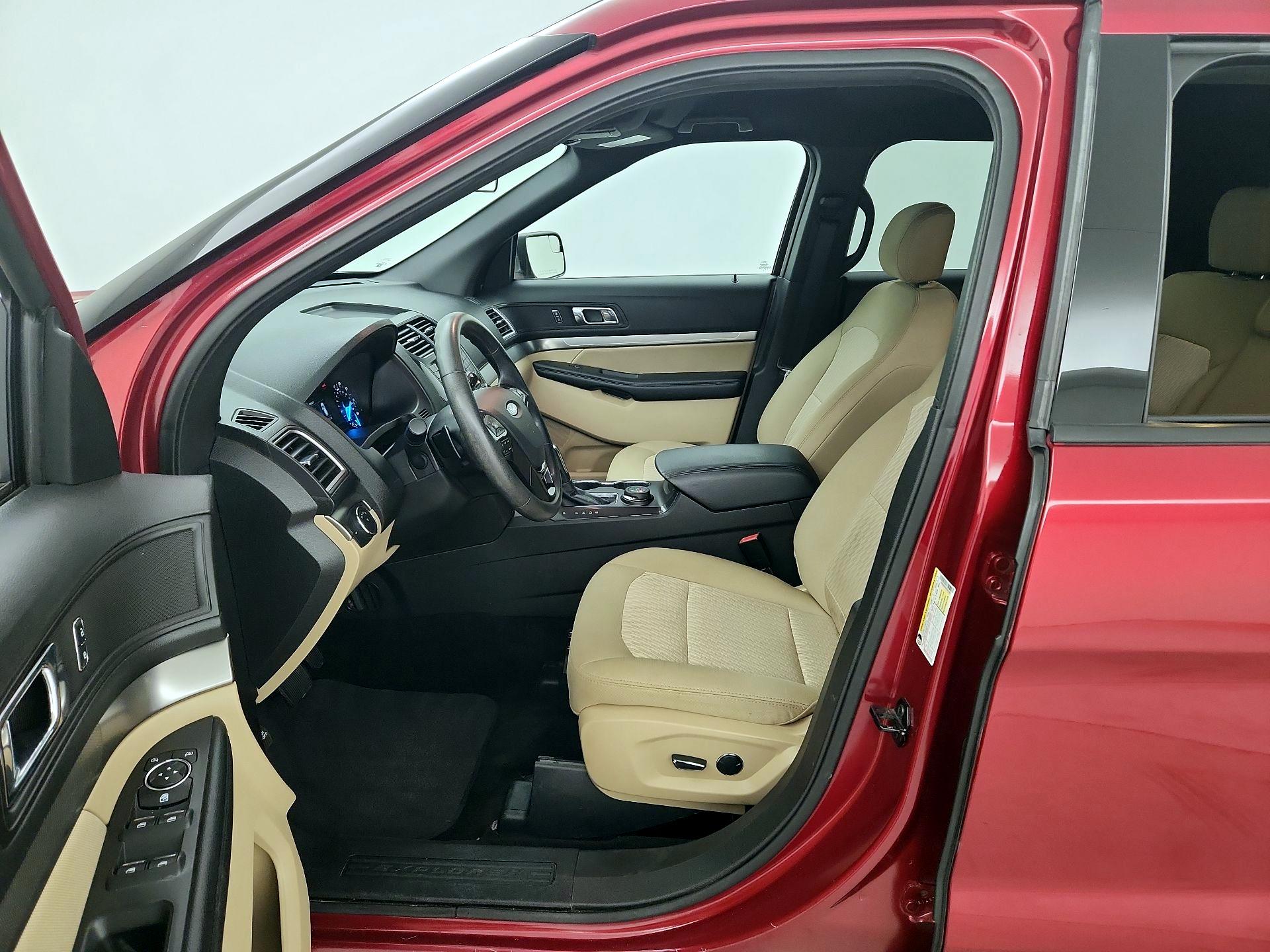 Thumbnail: 2017 Ford Explorer - 11