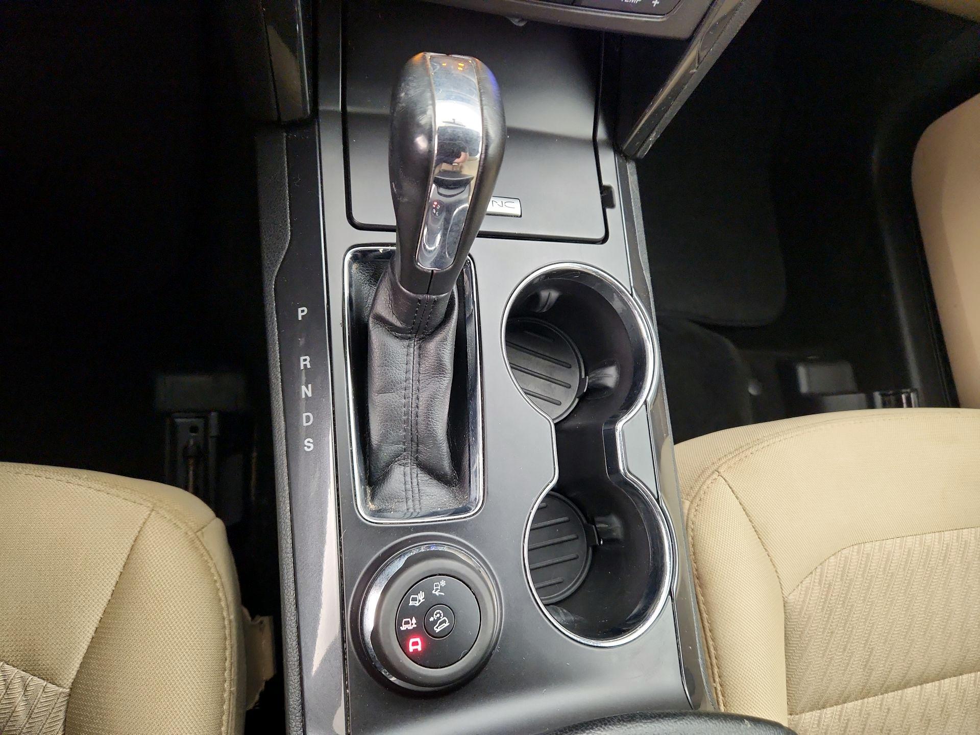 Thumbnail: 2017 Ford Explorer - 17