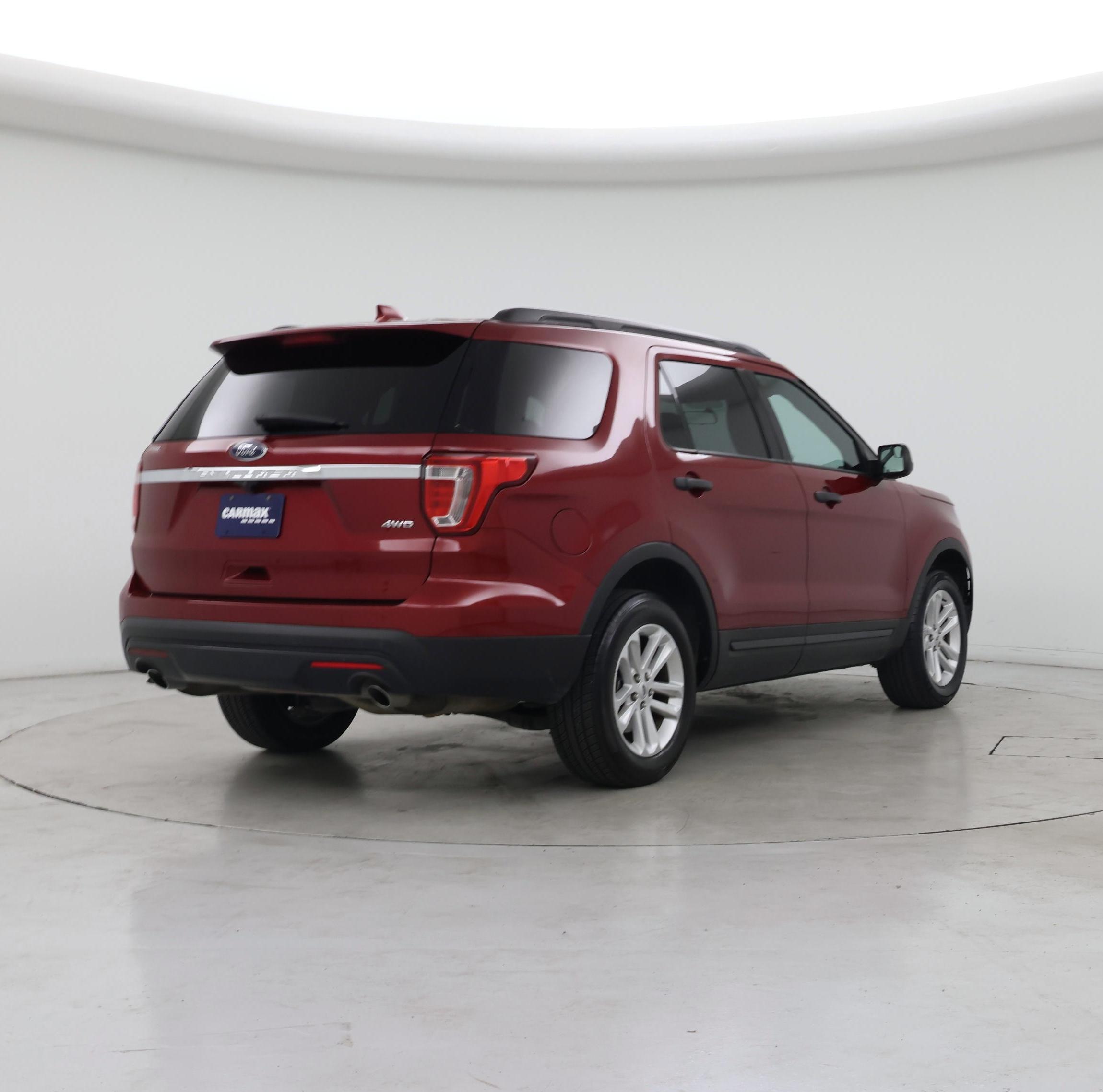 Thumbnail: 2017 Ford Explorer - 8