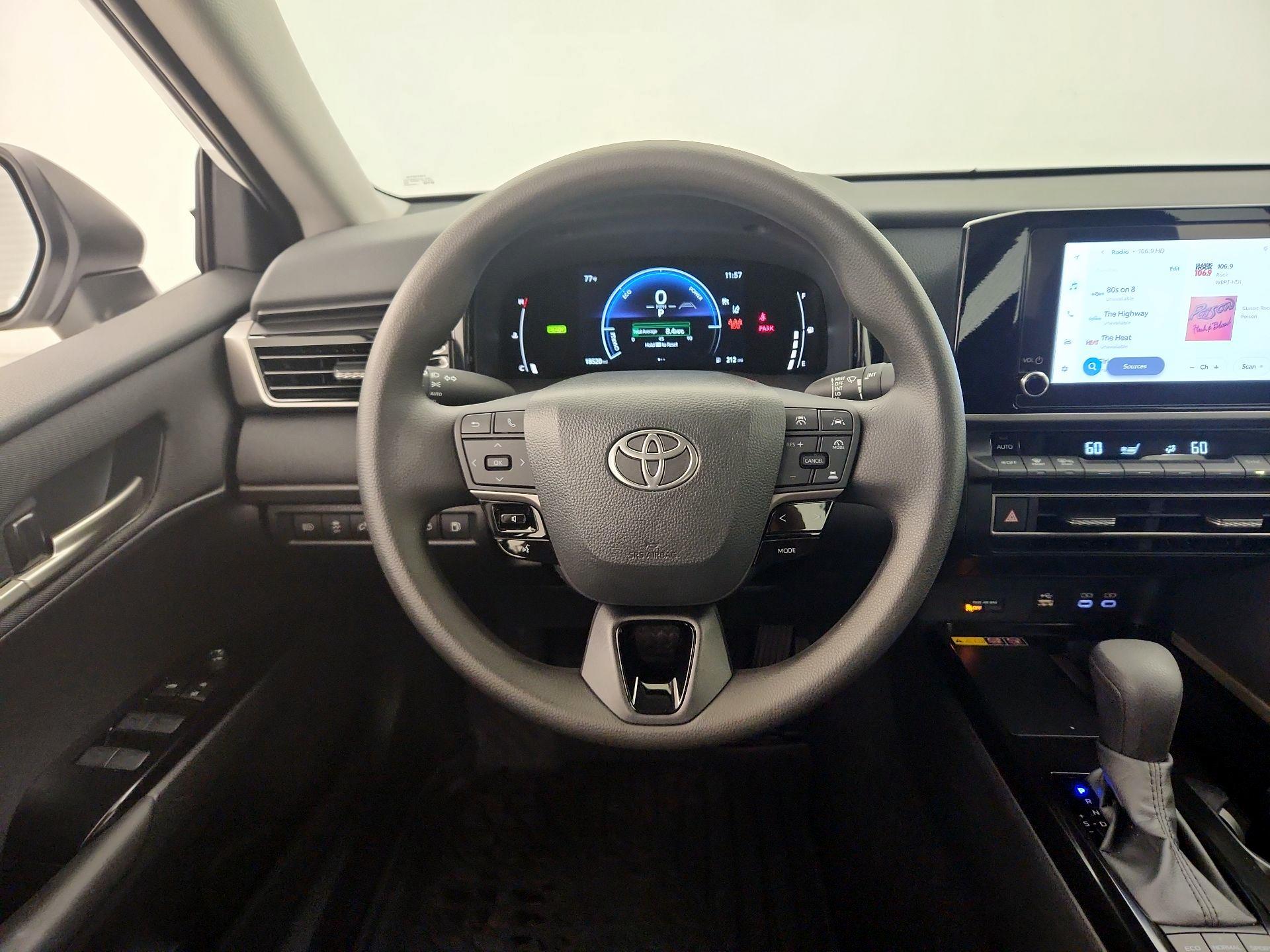 Thumbnail: 2025 Toyota Camry - 10