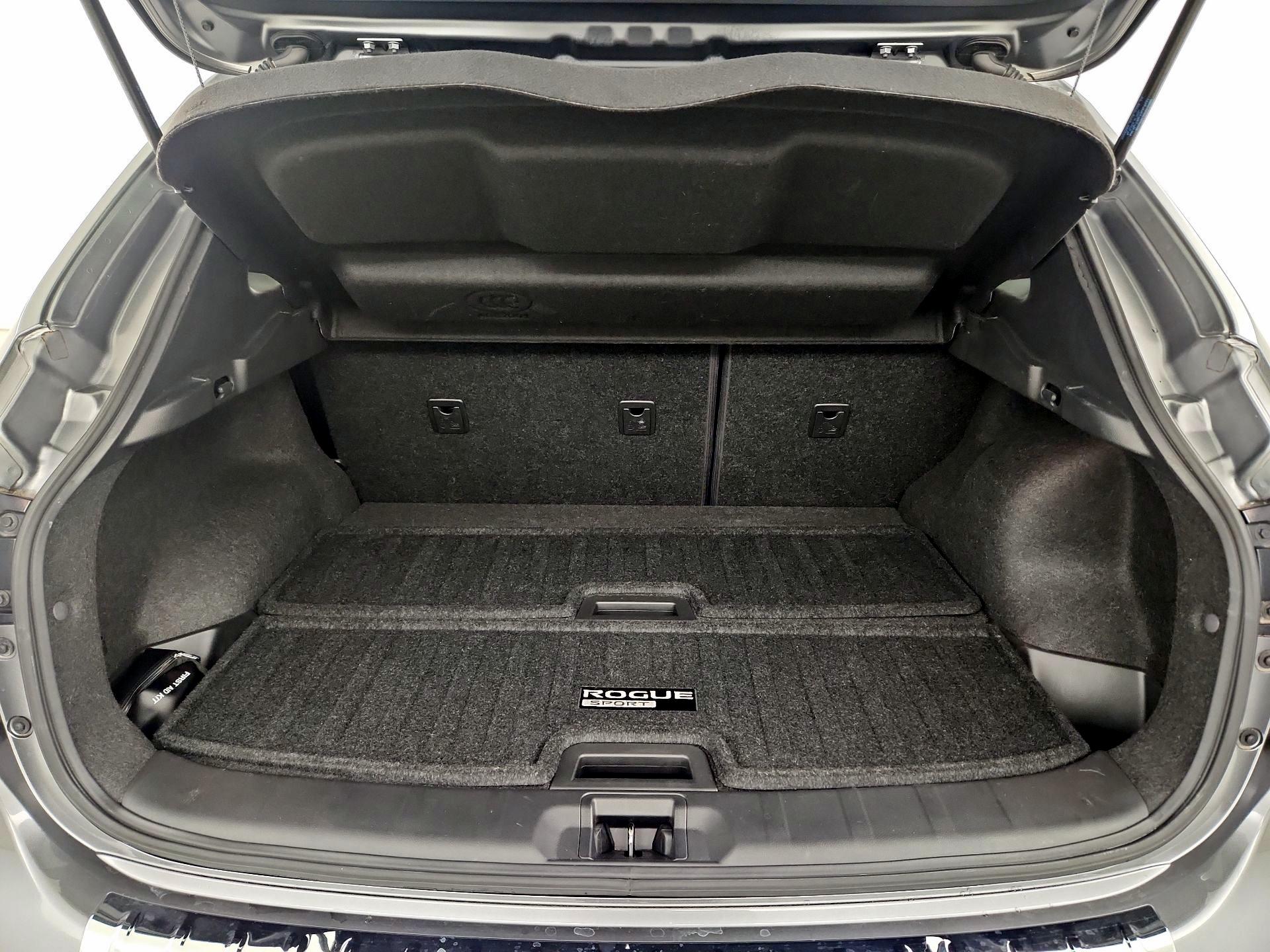 Thumbnail: 2018 Nissan Rogue Sport - 20