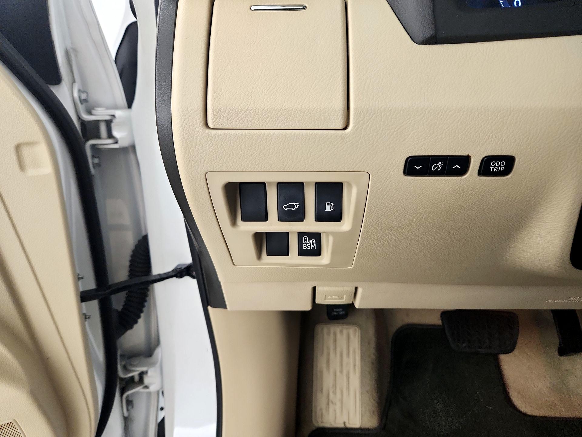 Thumbnail: 2015 Lexus RX - 13