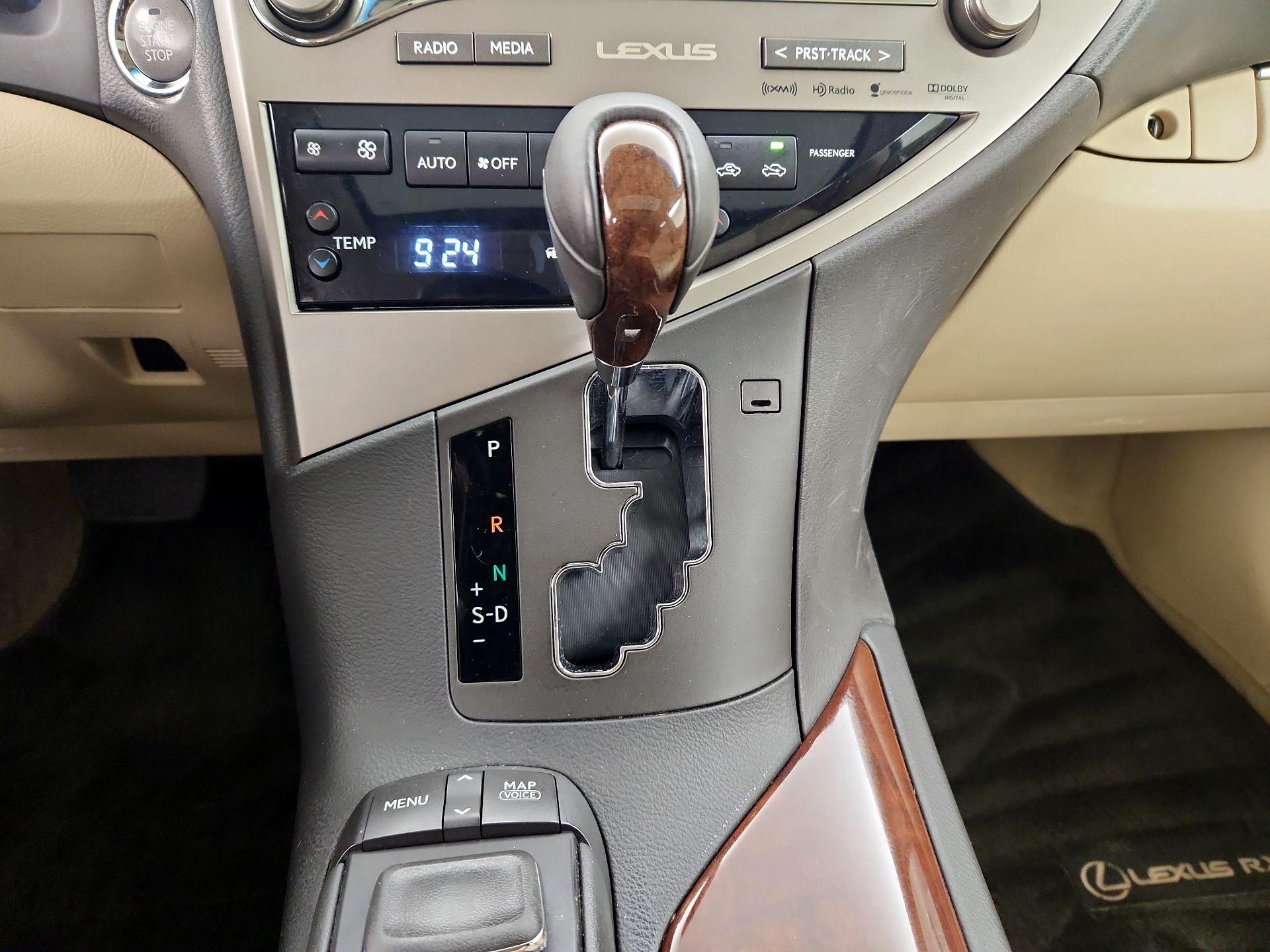 Thumbnail: 2015 Lexus RX - 18