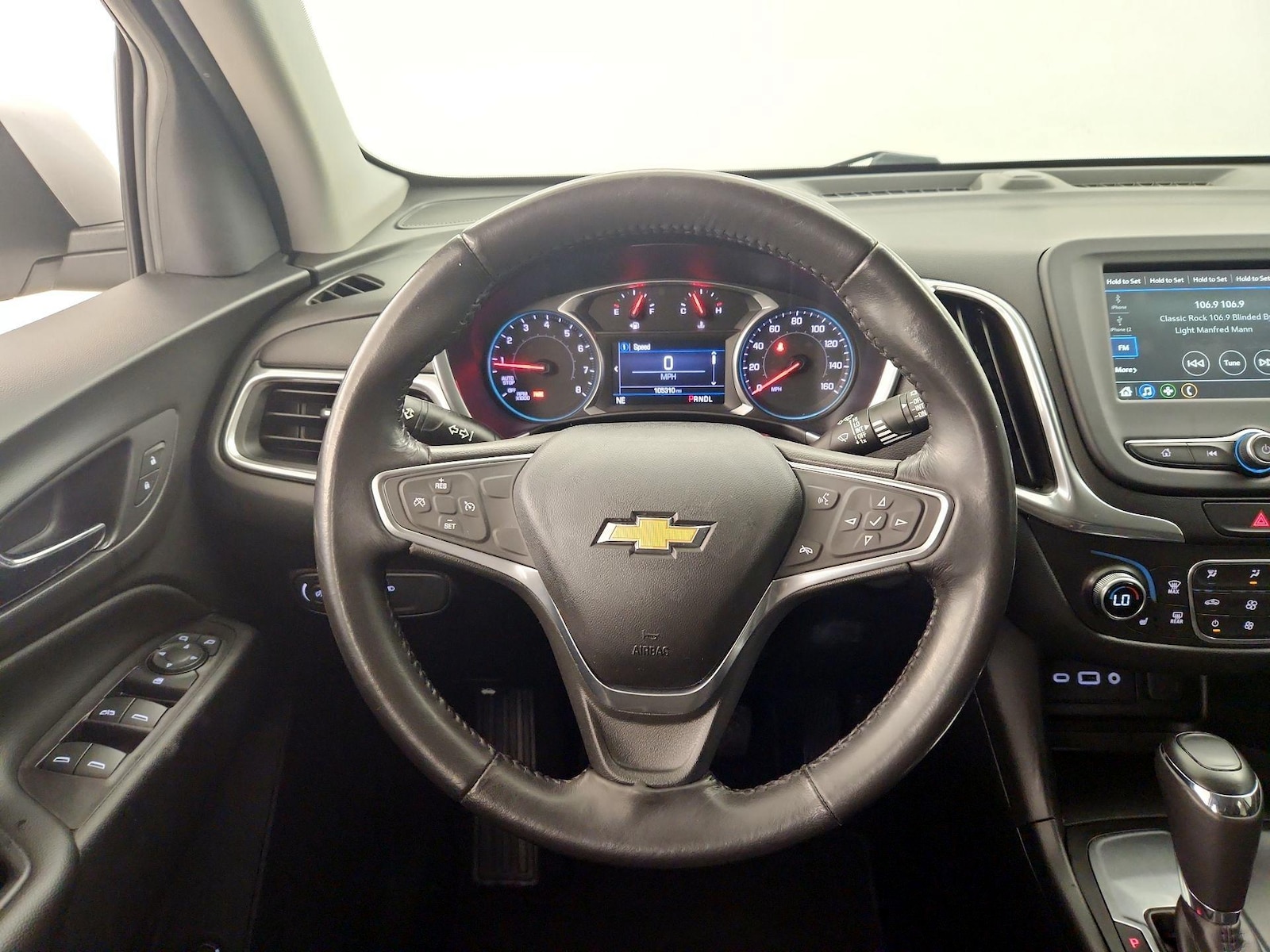 2019 Chevrolet Equinox LT - Photo 11