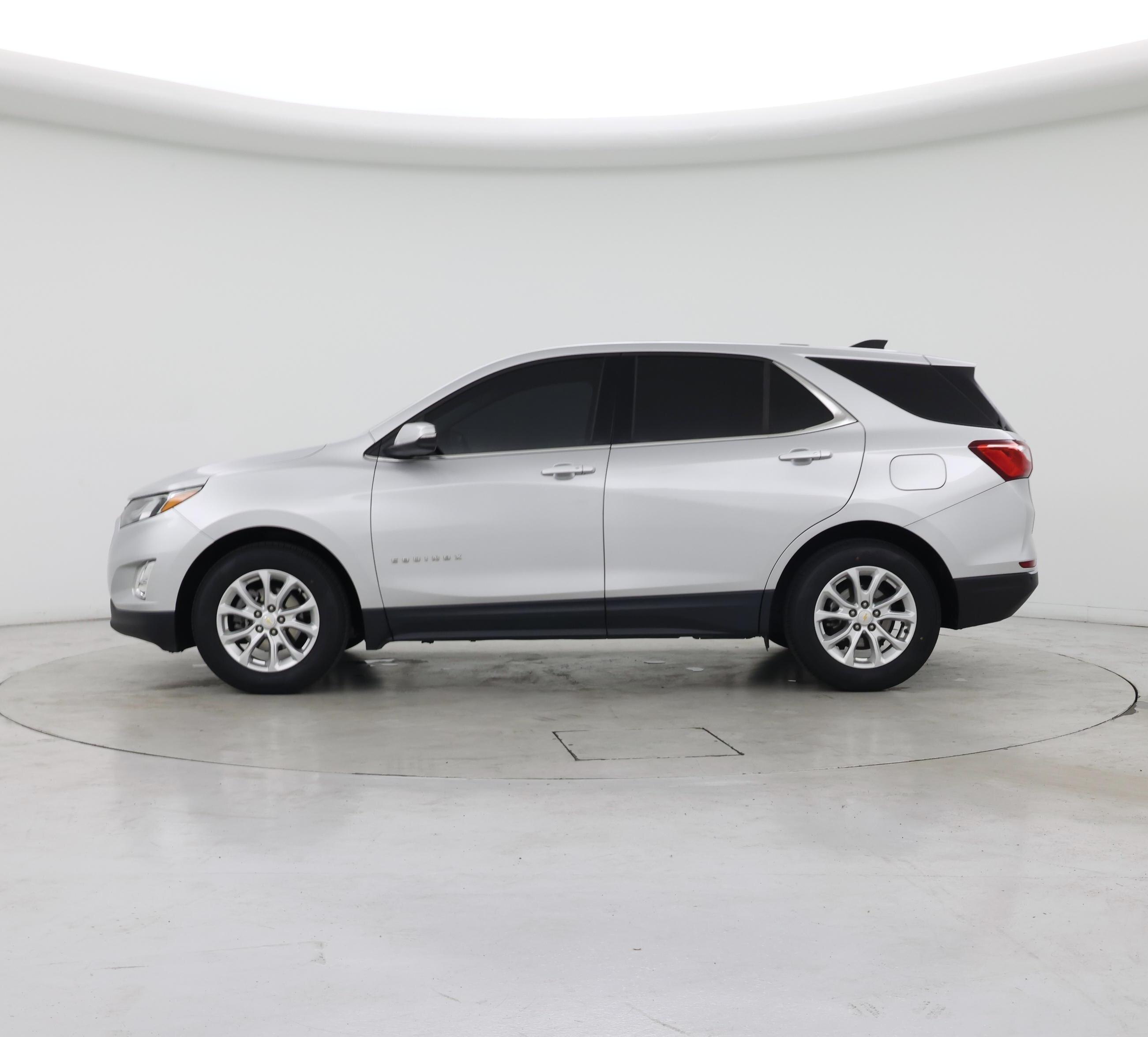 Thumbnail: 2019 Chevrolet Equinox - 3