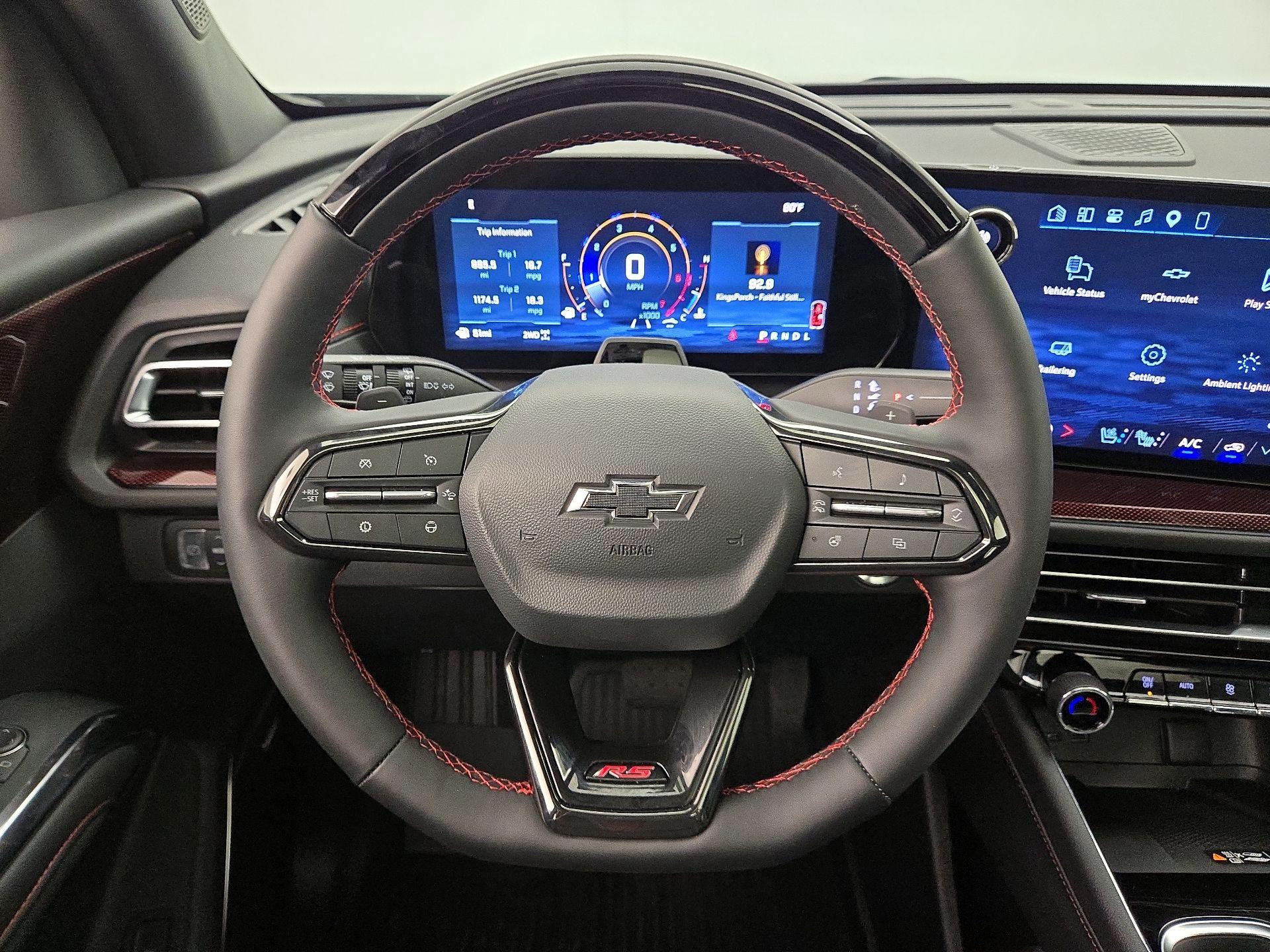 Thumbnail: 2026 Chevrolet Traverse - 10