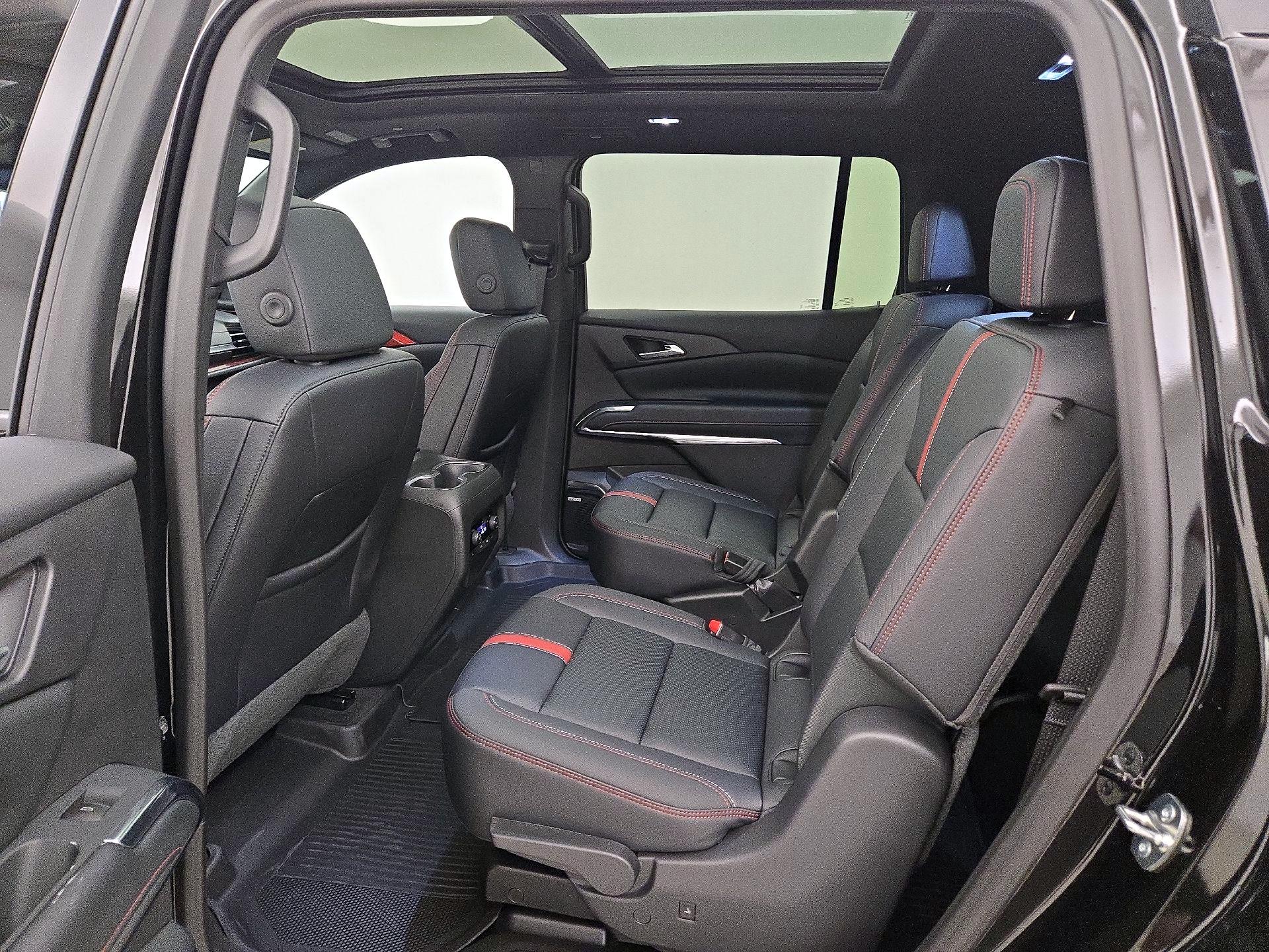 Thumbnail: 2026 Chevrolet Traverse - 20