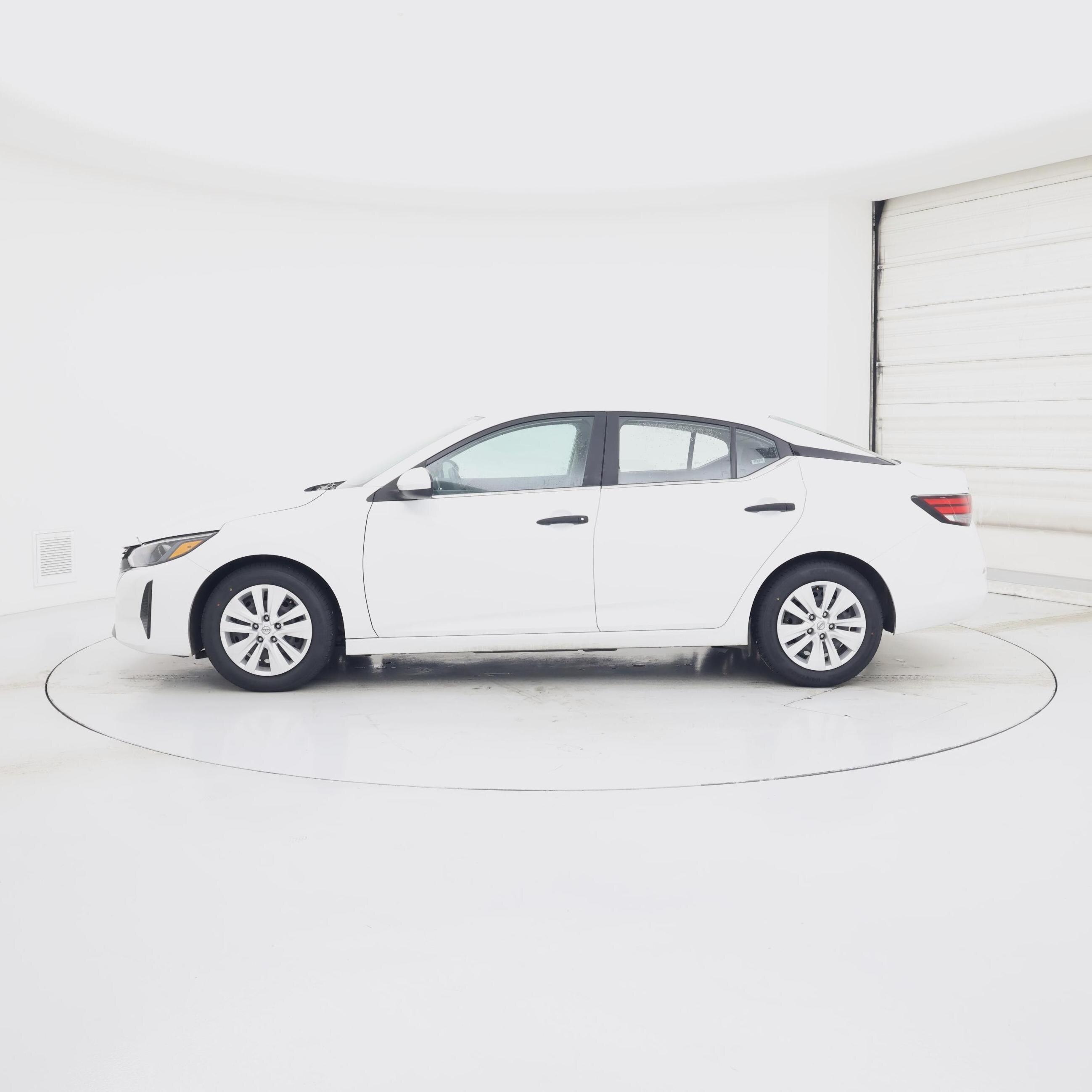 Thumbnail: 2024 Nissan Sentra - 3