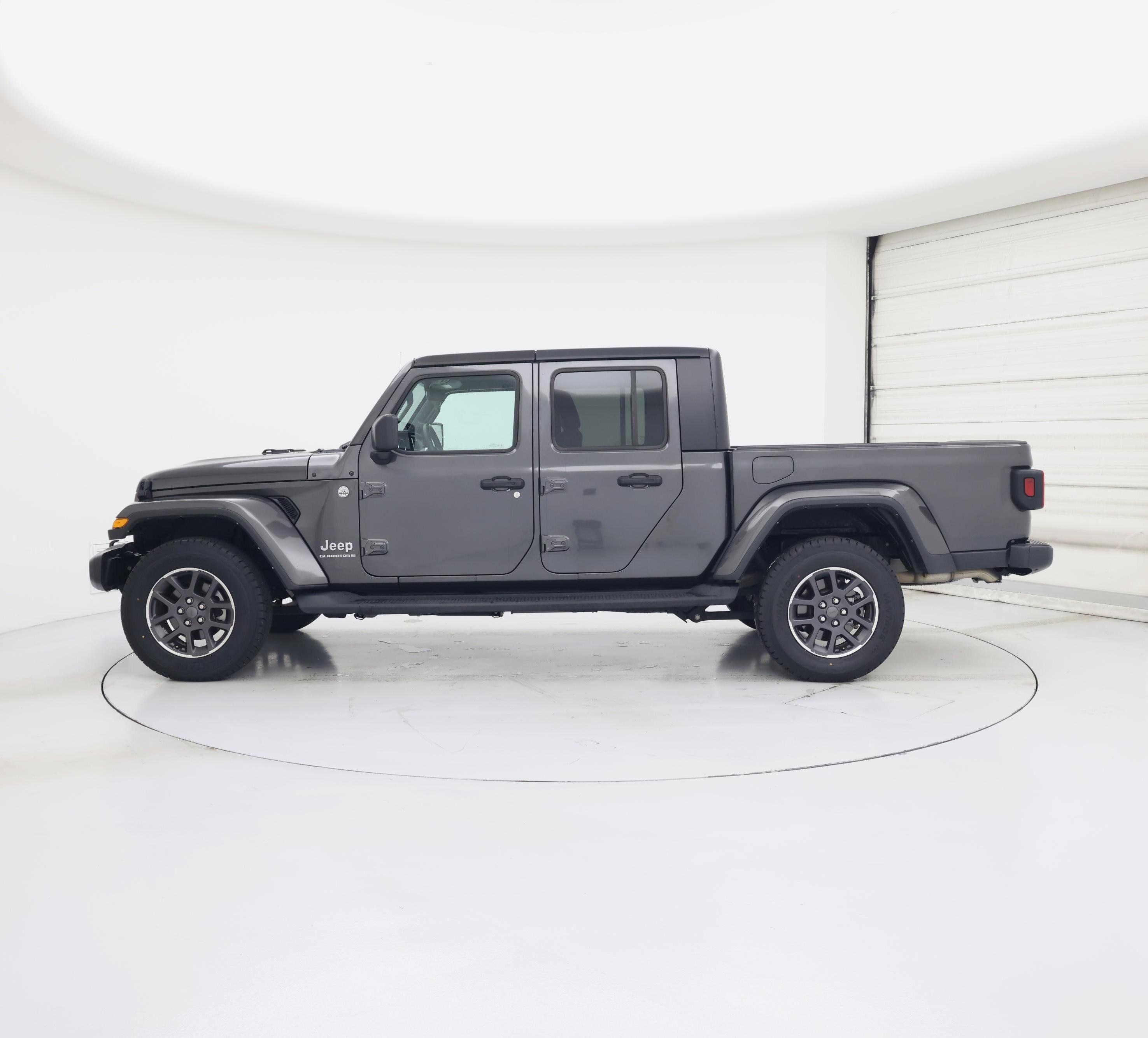 Thumbnail: 2023 Jeep Gladiator - 3