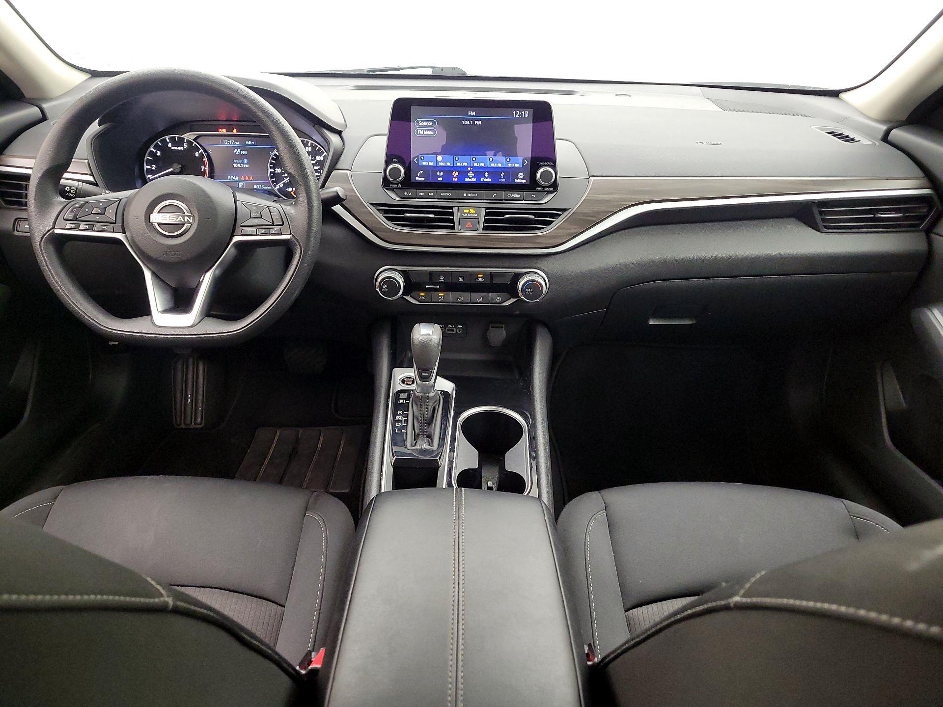 Thumbnail: 2024 Nissan Altima - 9
