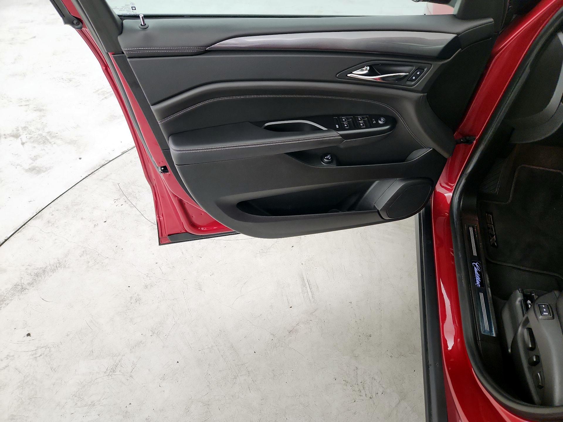 Thumbnail: 2016 Cadillac SRX - 12