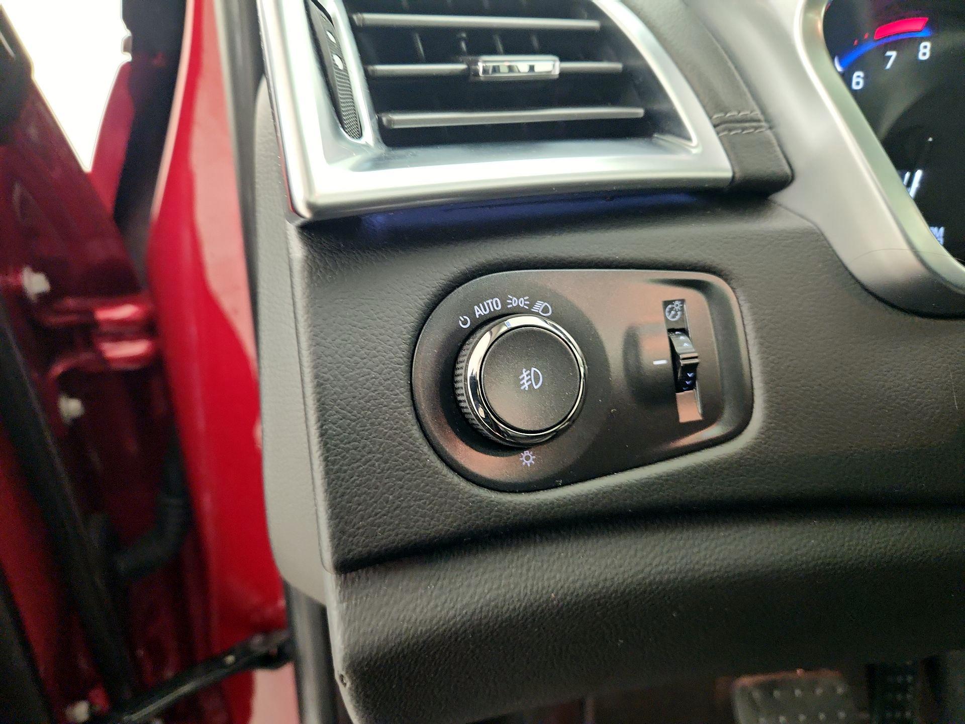 Thumbnail: 2016 Cadillac SRX - 13
