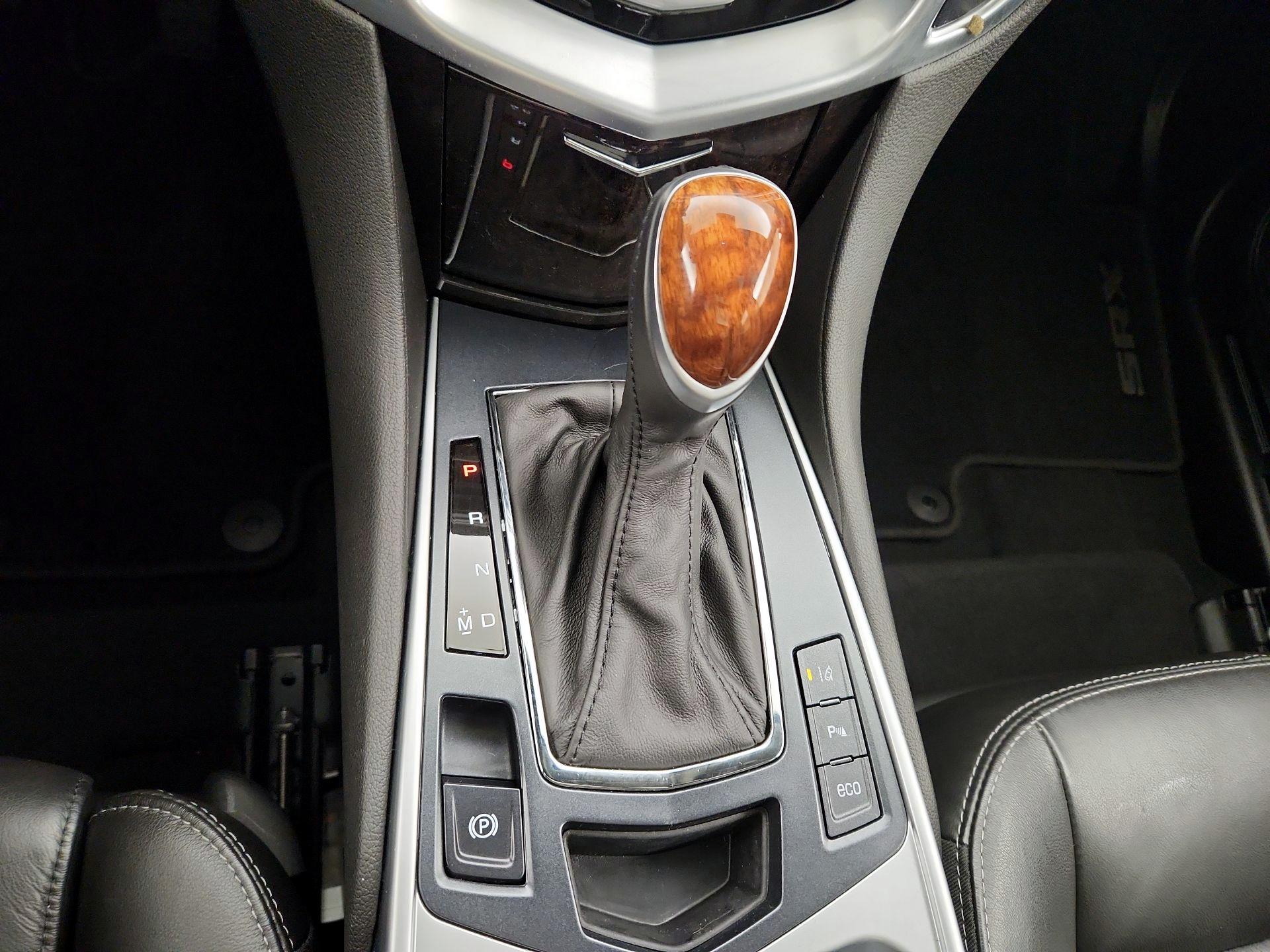 Thumbnail: 2016 Cadillac SRX - 18