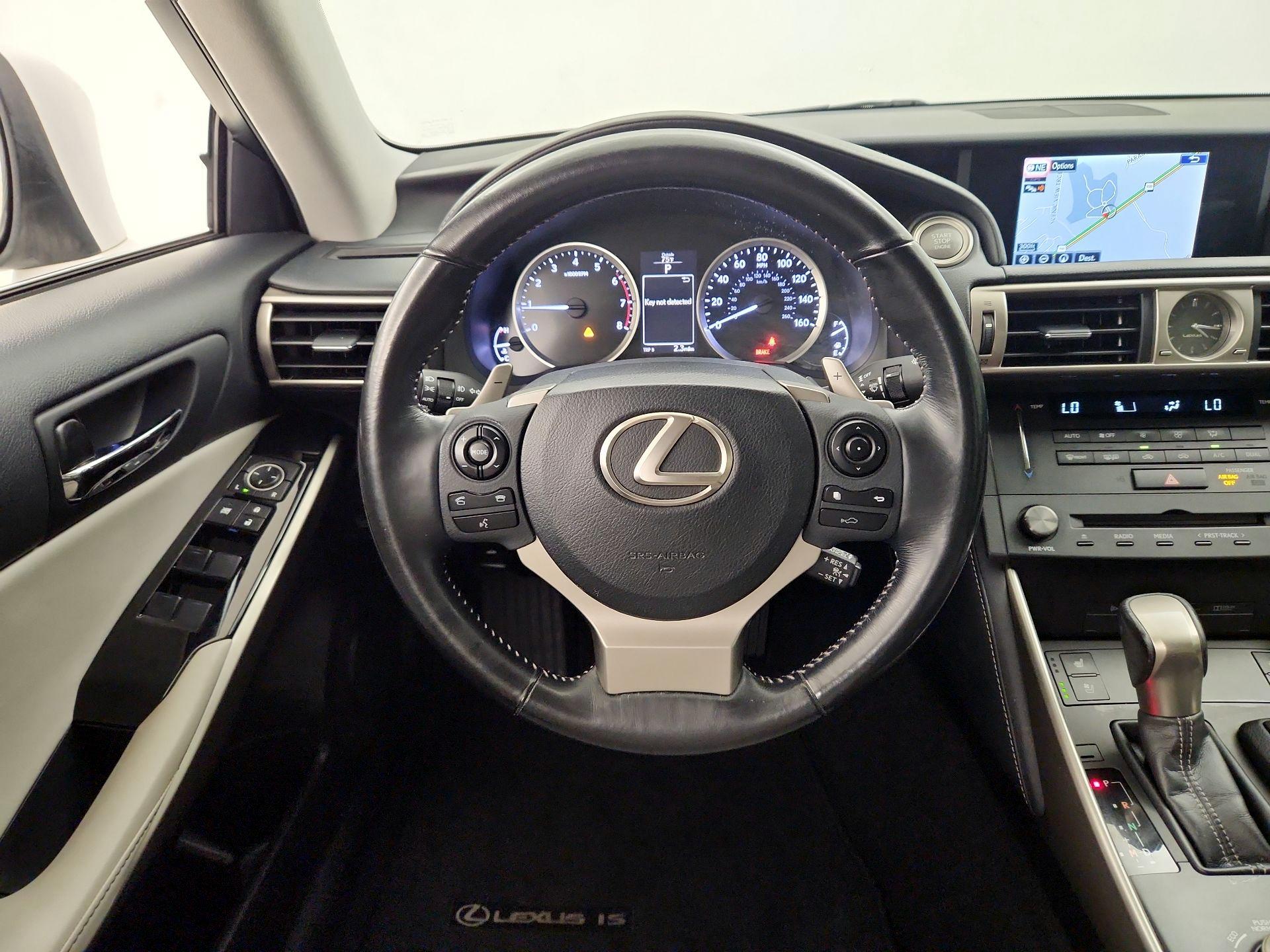 Thumbnail: 2016 Lexus IS - 10