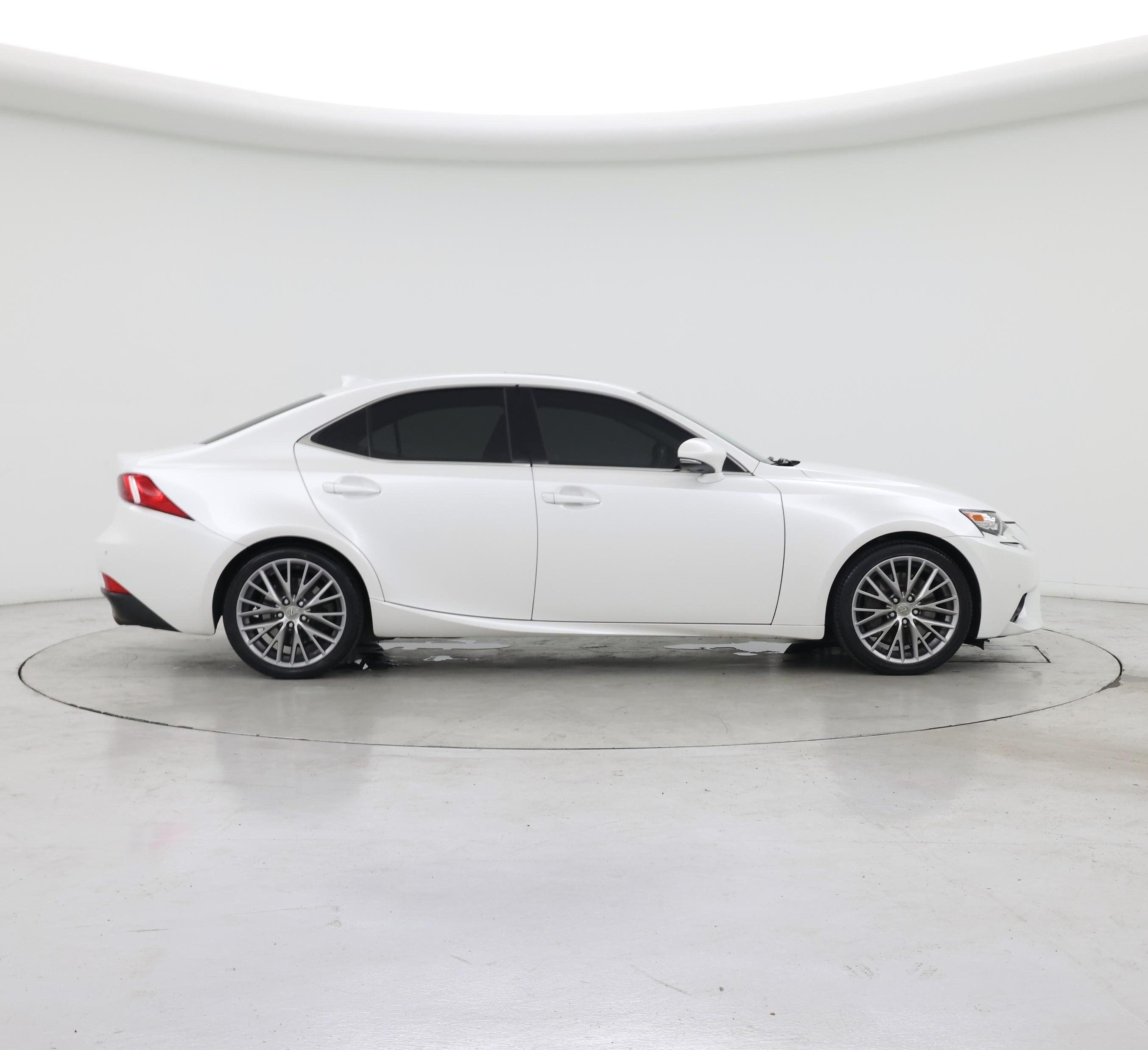 Thumbnail: 2016 Lexus IS - 7
