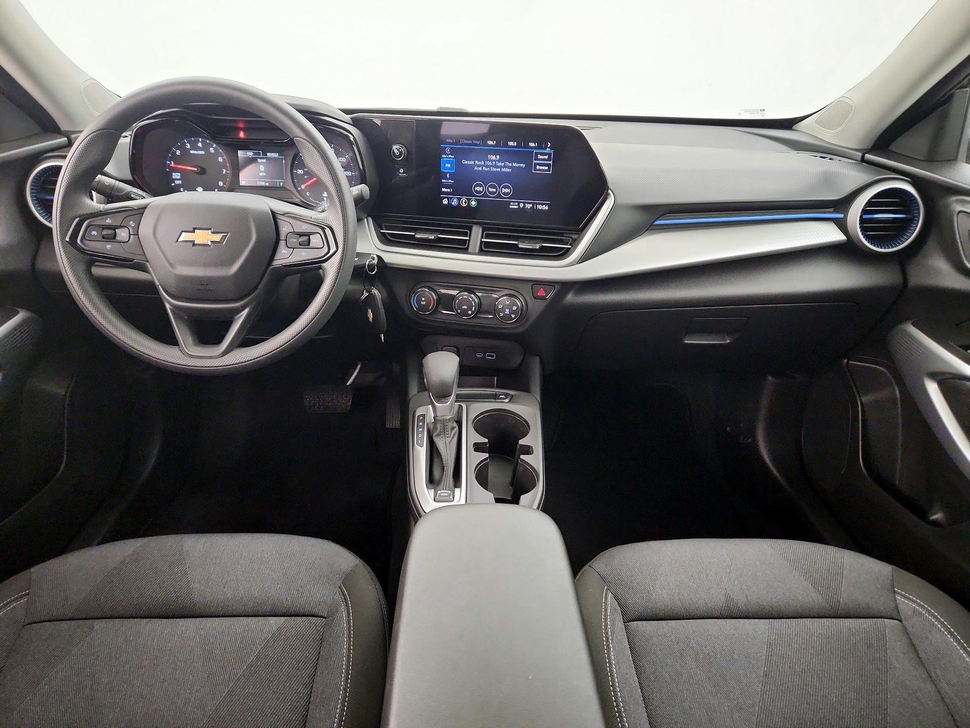 Thumbnail: 2025 Chevrolet Trax - 9