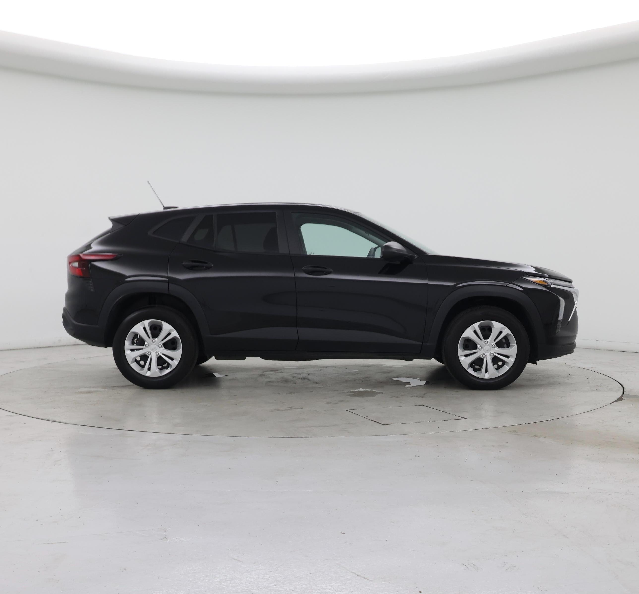 Thumbnail: 2025 Chevrolet Trax - 7