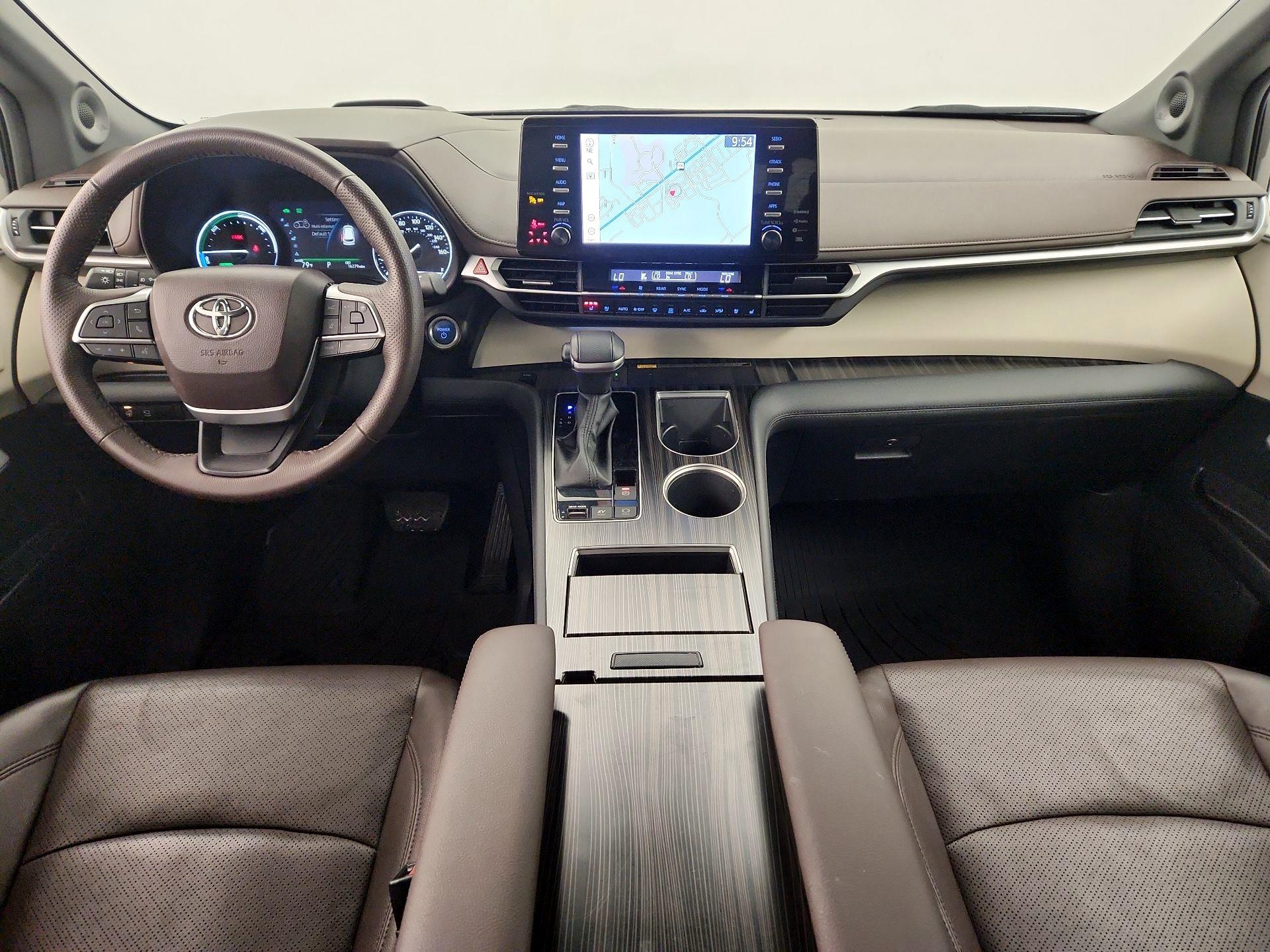 Thumbnail: 2024 Toyota Sienna - 9