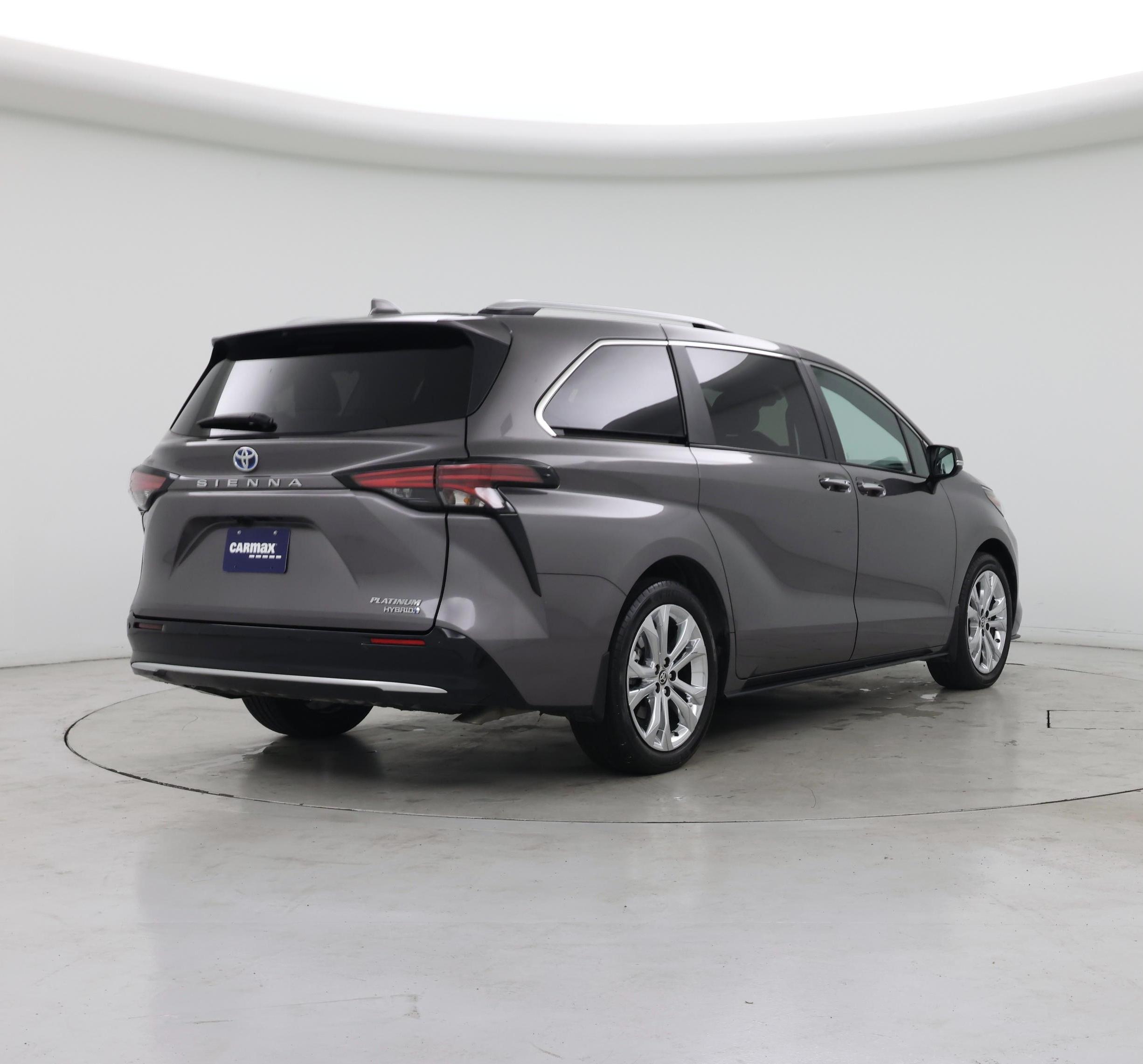 Thumbnail: 2024 Toyota Sienna - 8