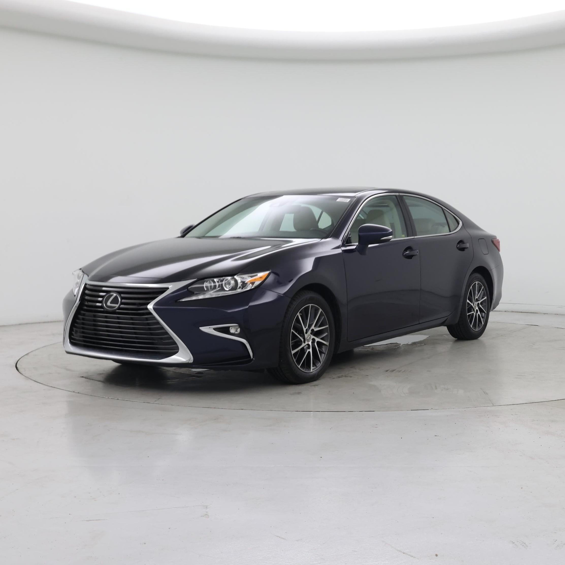 Thumbnail: 2017 Lexus ES - 4