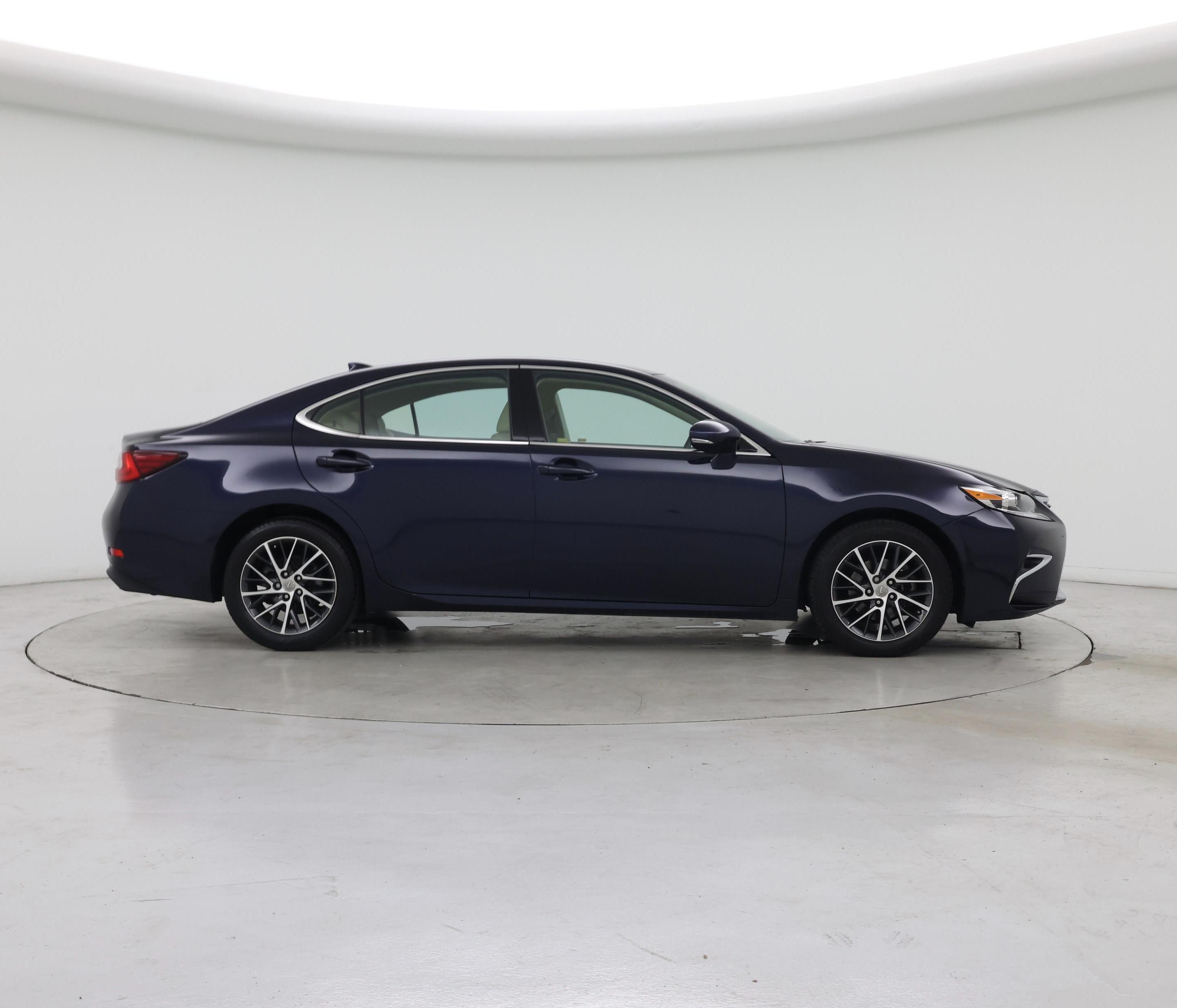 Thumbnail: 2017 Lexus ES - 7