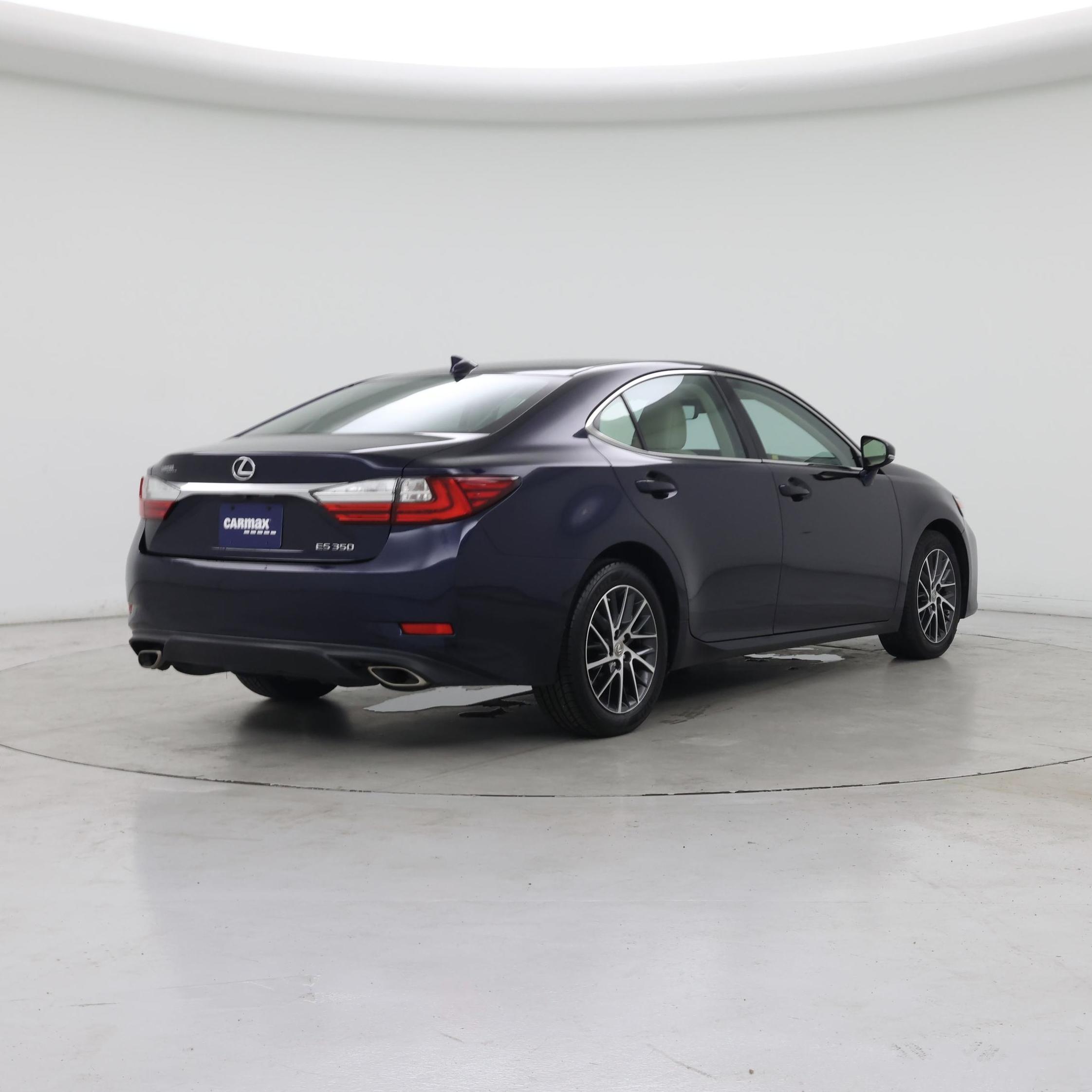 Thumbnail: 2017 Lexus ES - 8