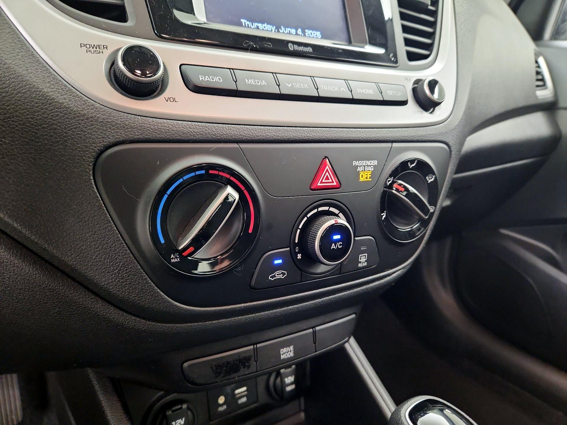 Thumbnail: 2019 Hyundai Accent - 16