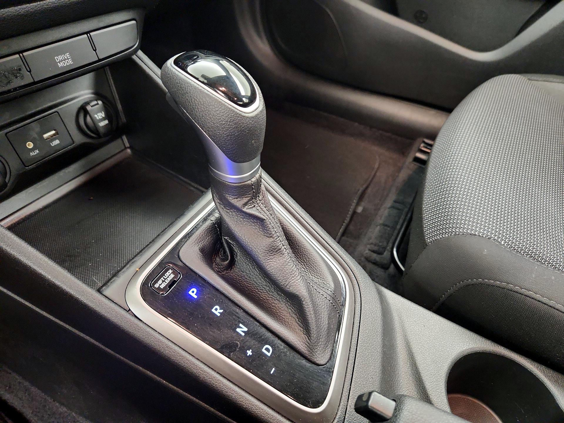 Thumbnail: 2019 Hyundai Accent - 17