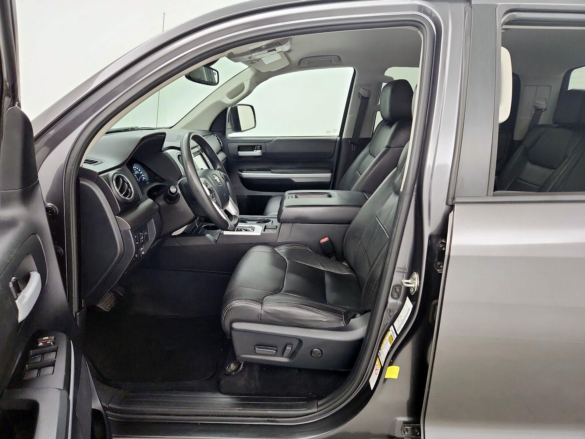 Thumbnail: 2018 Toyota Tundra - 11
